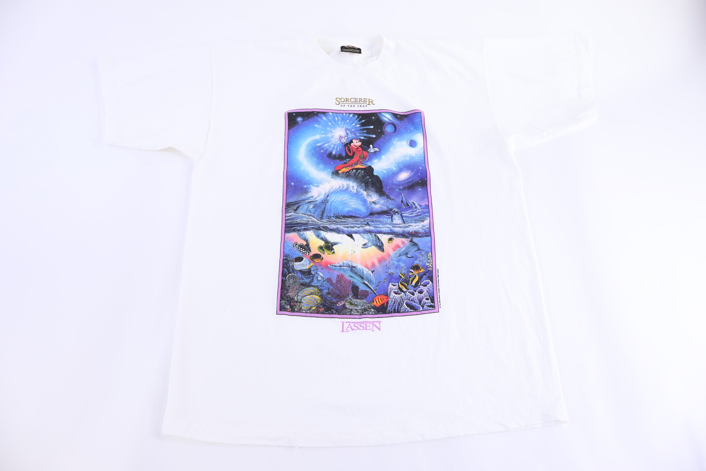 90's Disney Sorcerer of the Seas Graphic T-shirt