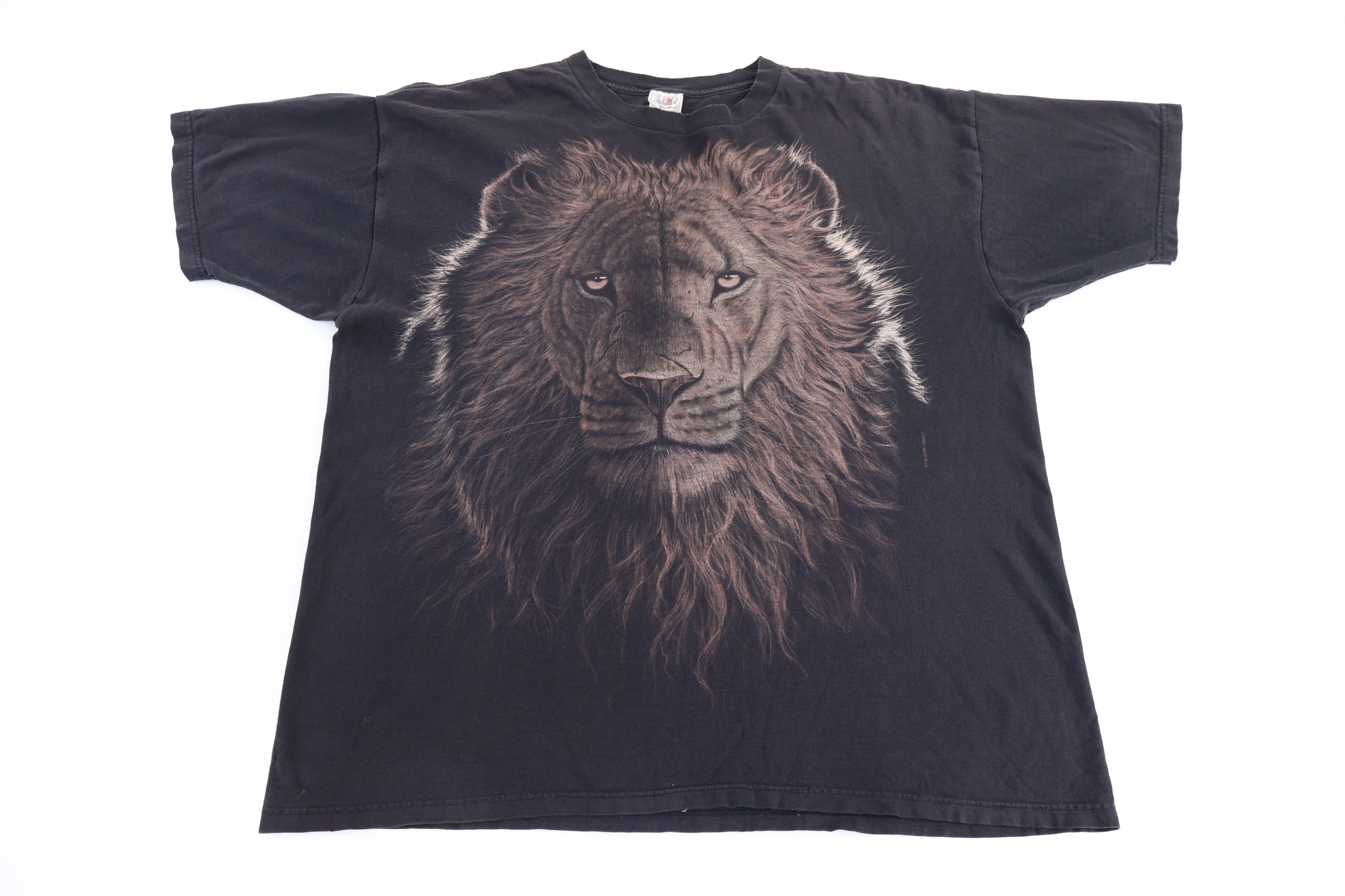 1998 Liquid Blue Lion Graphic T-shirt
