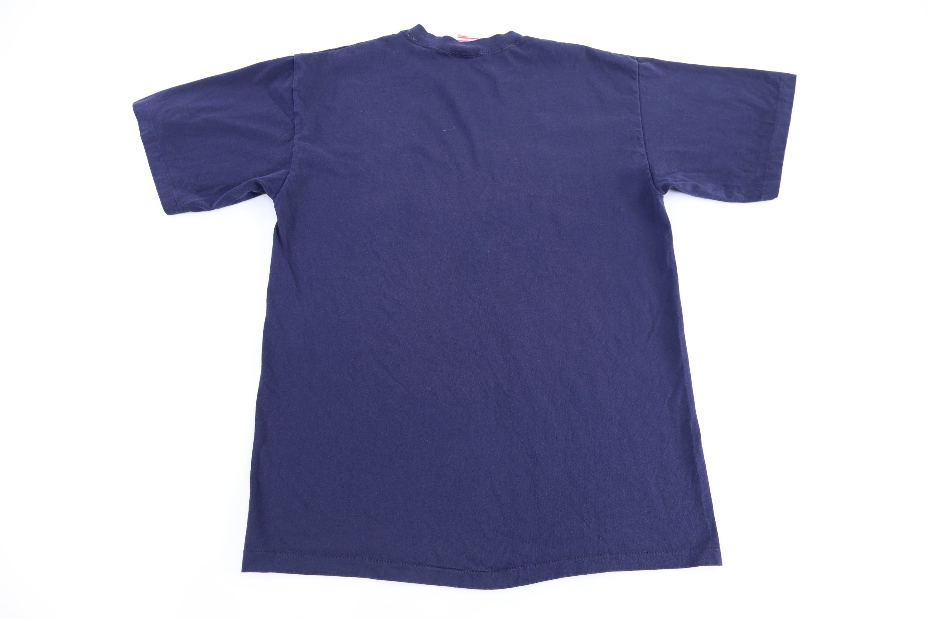 90's South Dakota Native Americans Graphic T-shirt