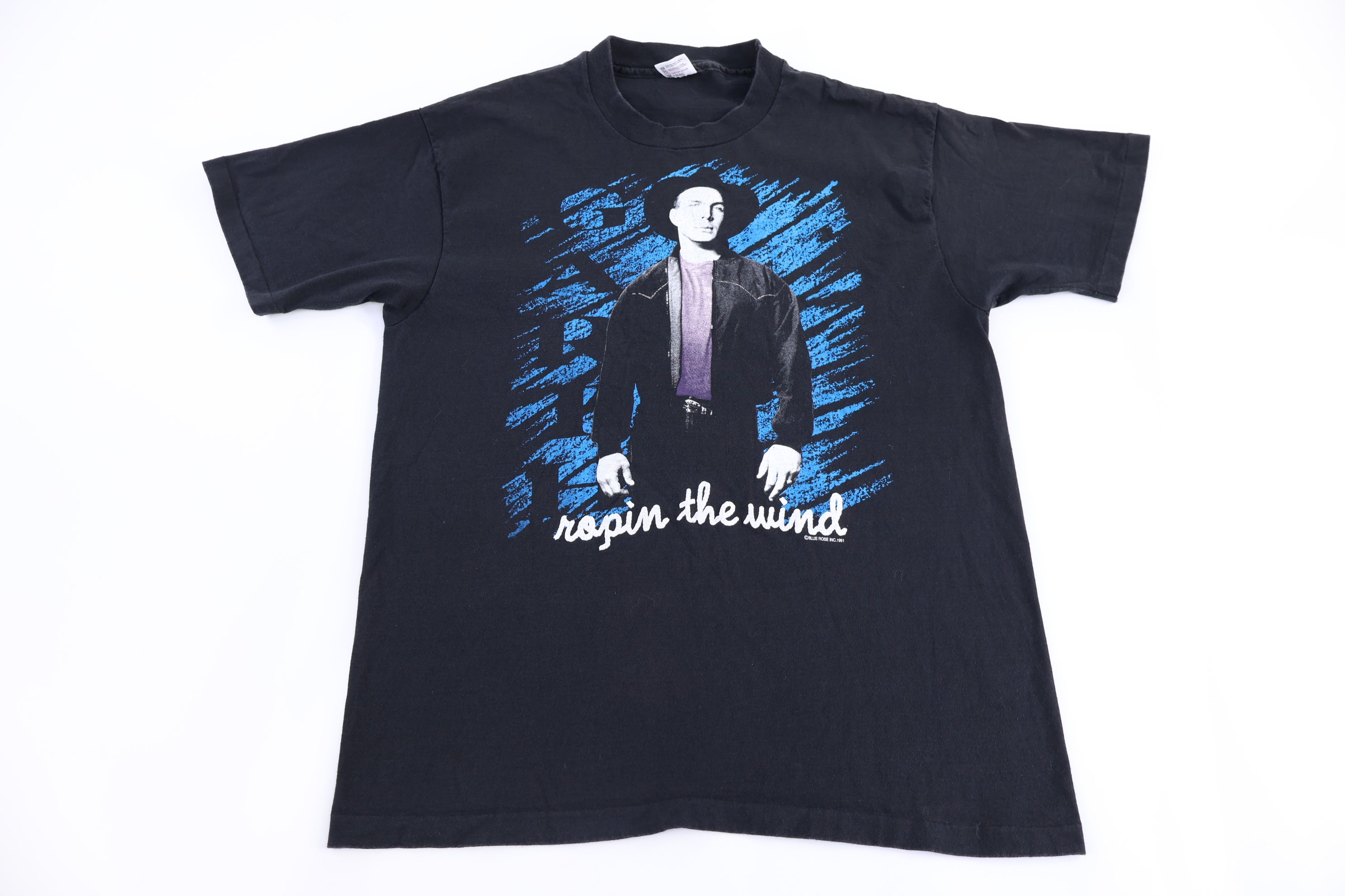 1991 Garth Brooks Ropin The Wind T-shirt