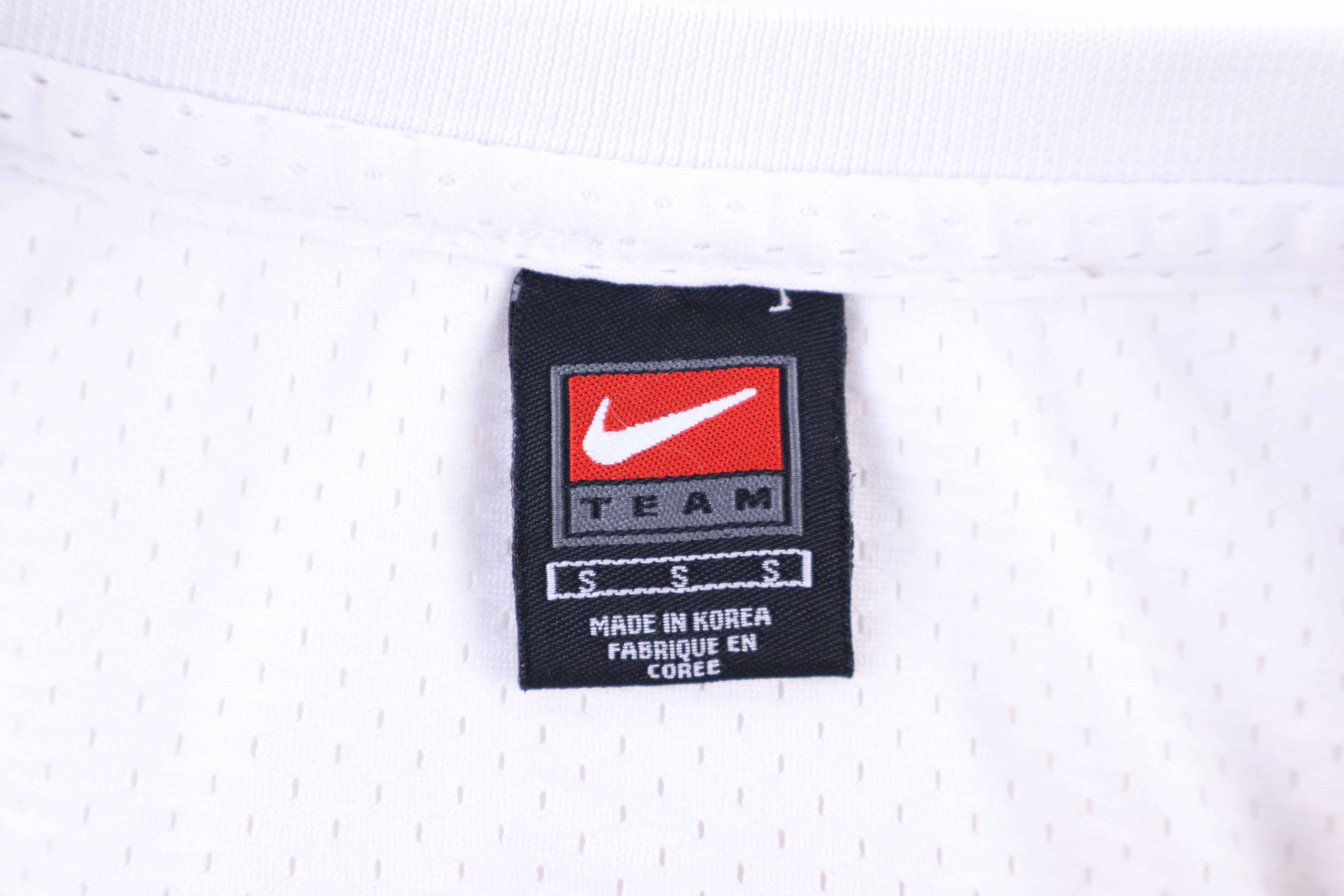 Vintage Nike Philadelphia 76ers Allen Iverson Basketball Jersey