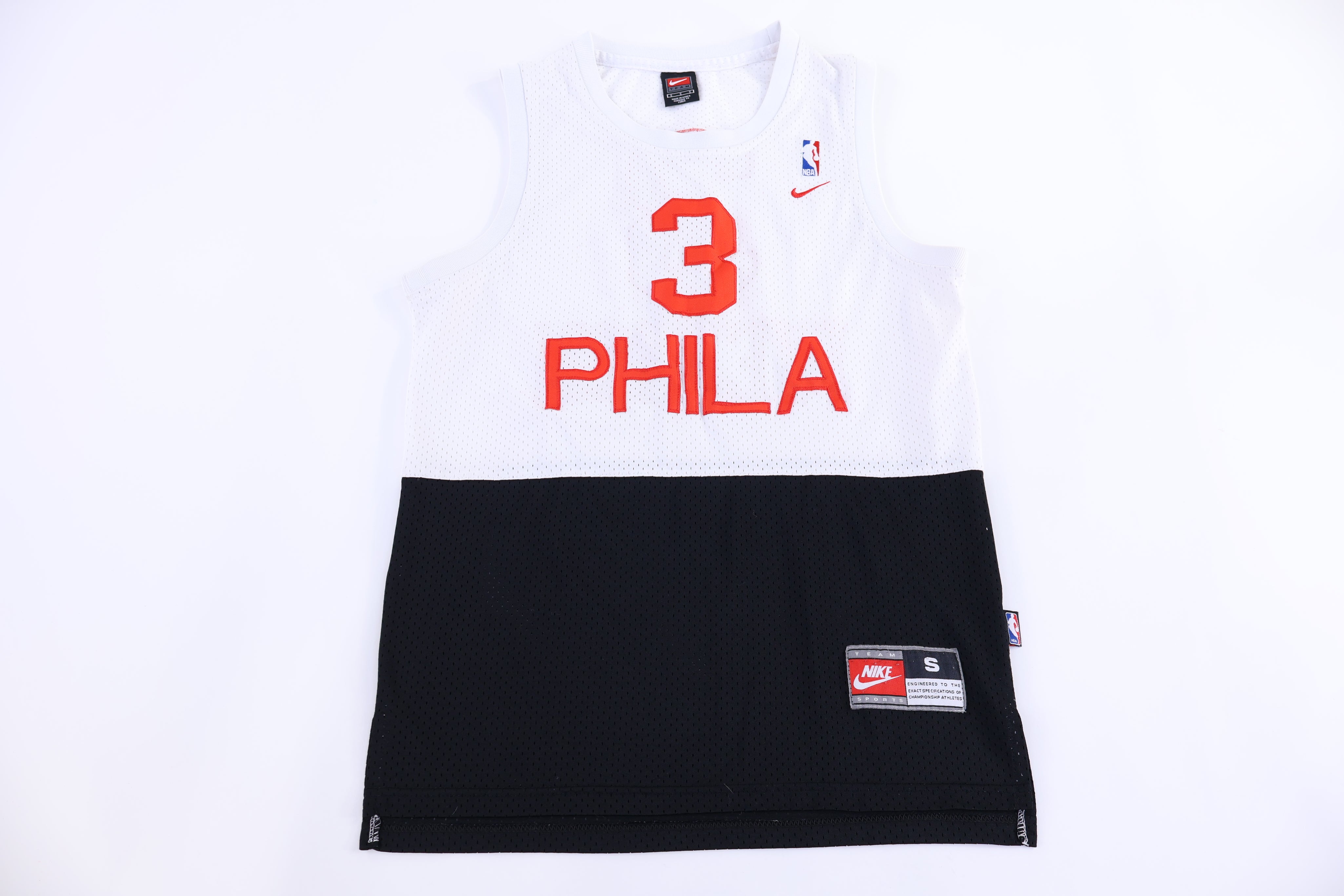 Vintage Nike Philadelphia 76ers Allen Iverson Basketball Jersey