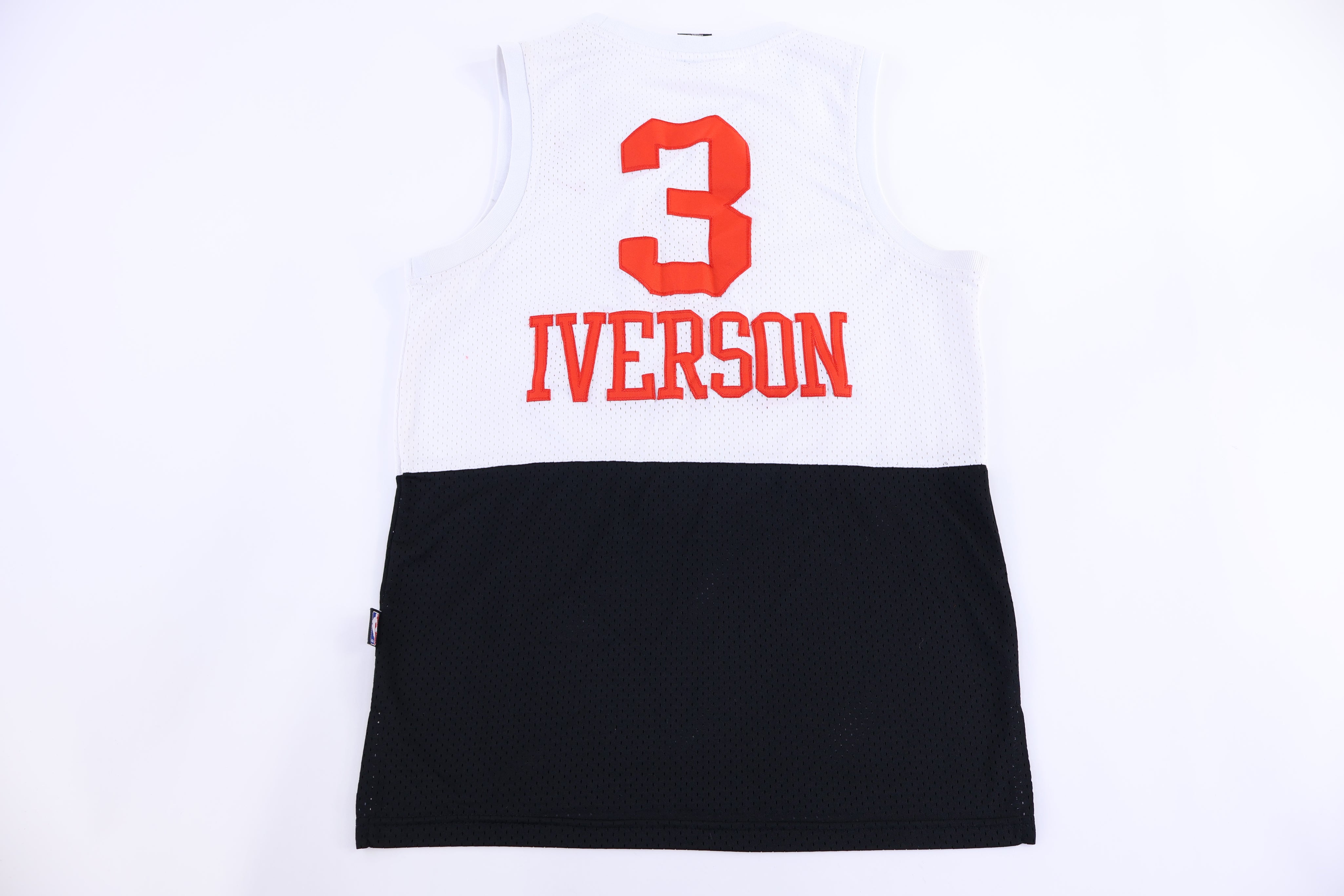 Vintage Nike Philadelphia 76ers Allen Iverson Basketball Jersey