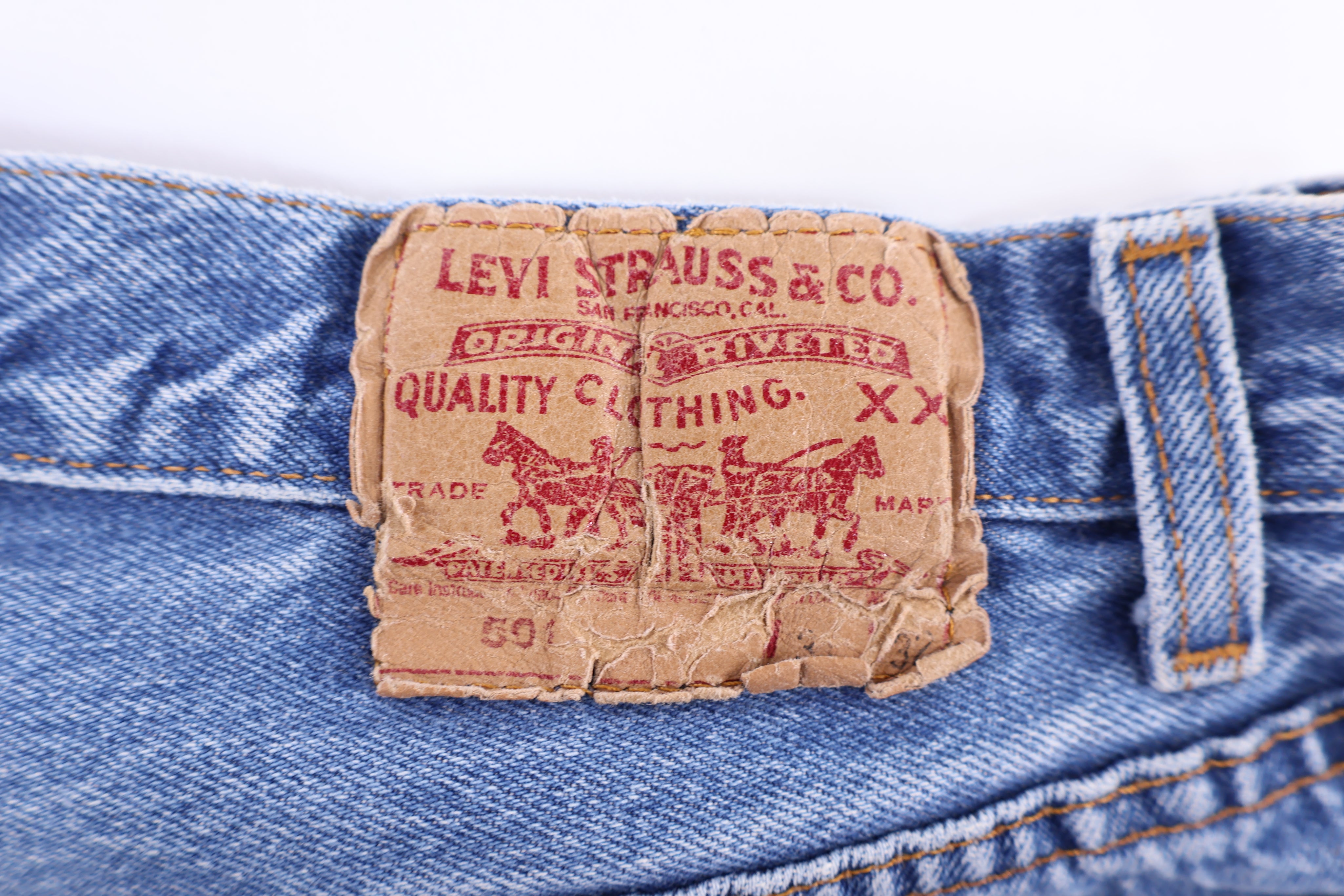 Vintage Levi's 501 Medium Wash Denim Jeans