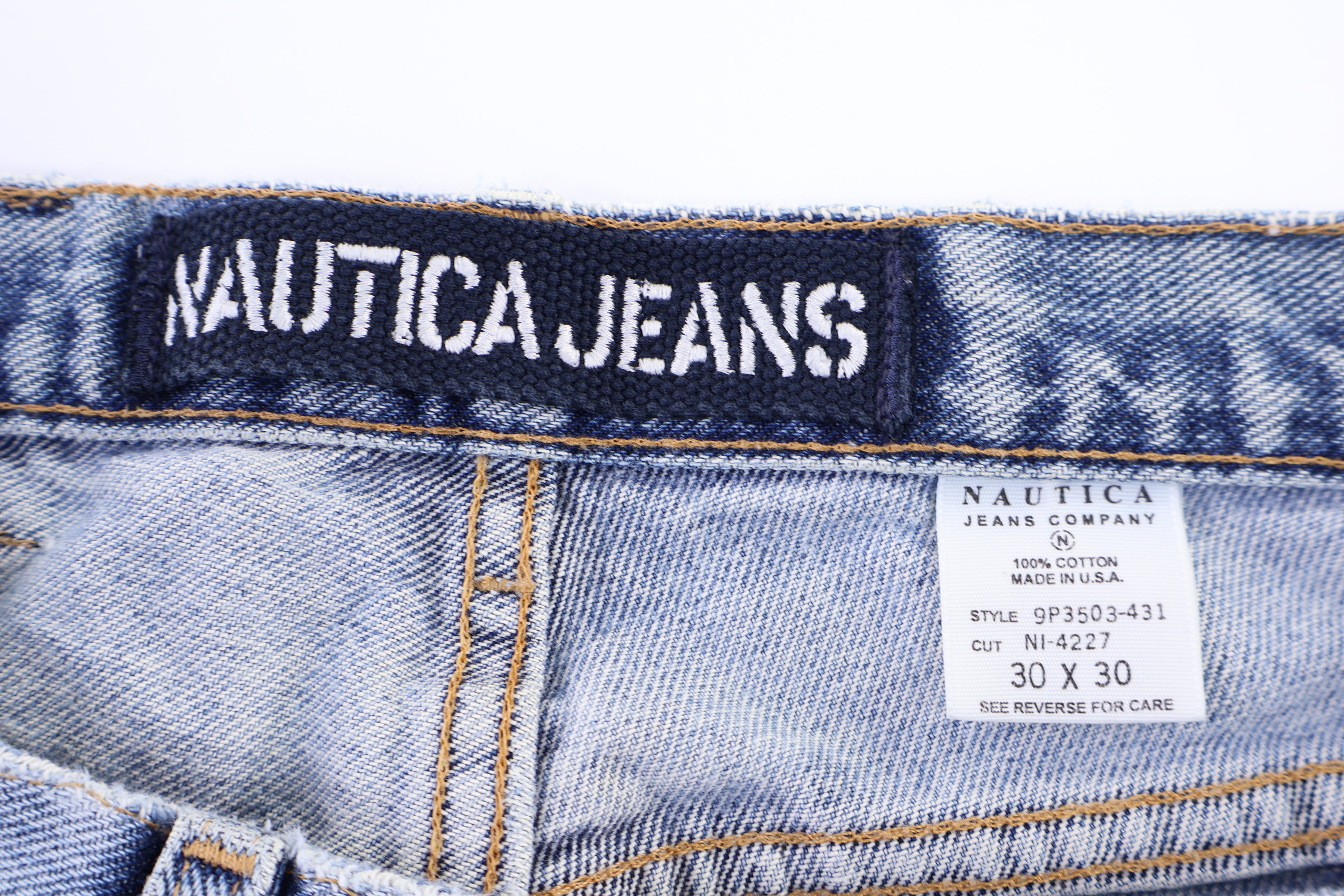 Vintage Nautica Medium Wash Denim Jeans