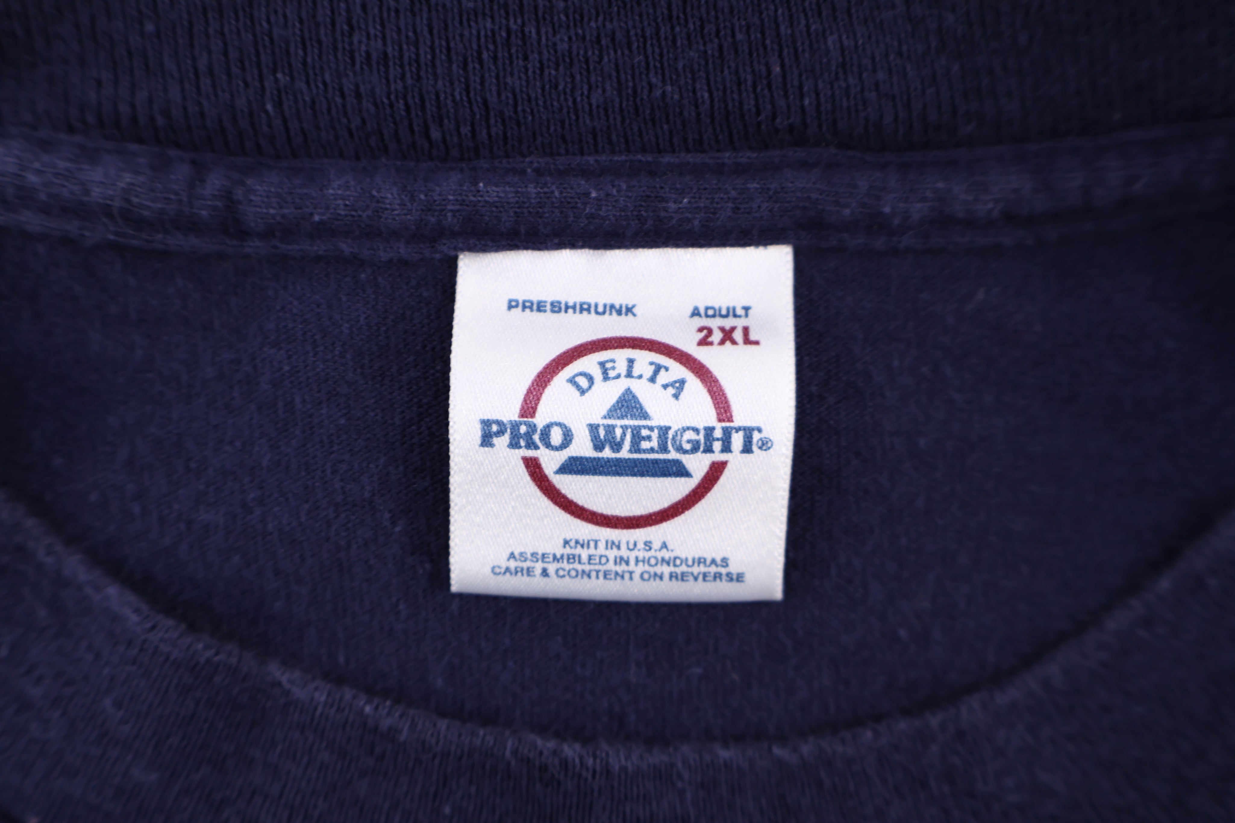 2001 Colorado Avalanche Hockey T-shirt