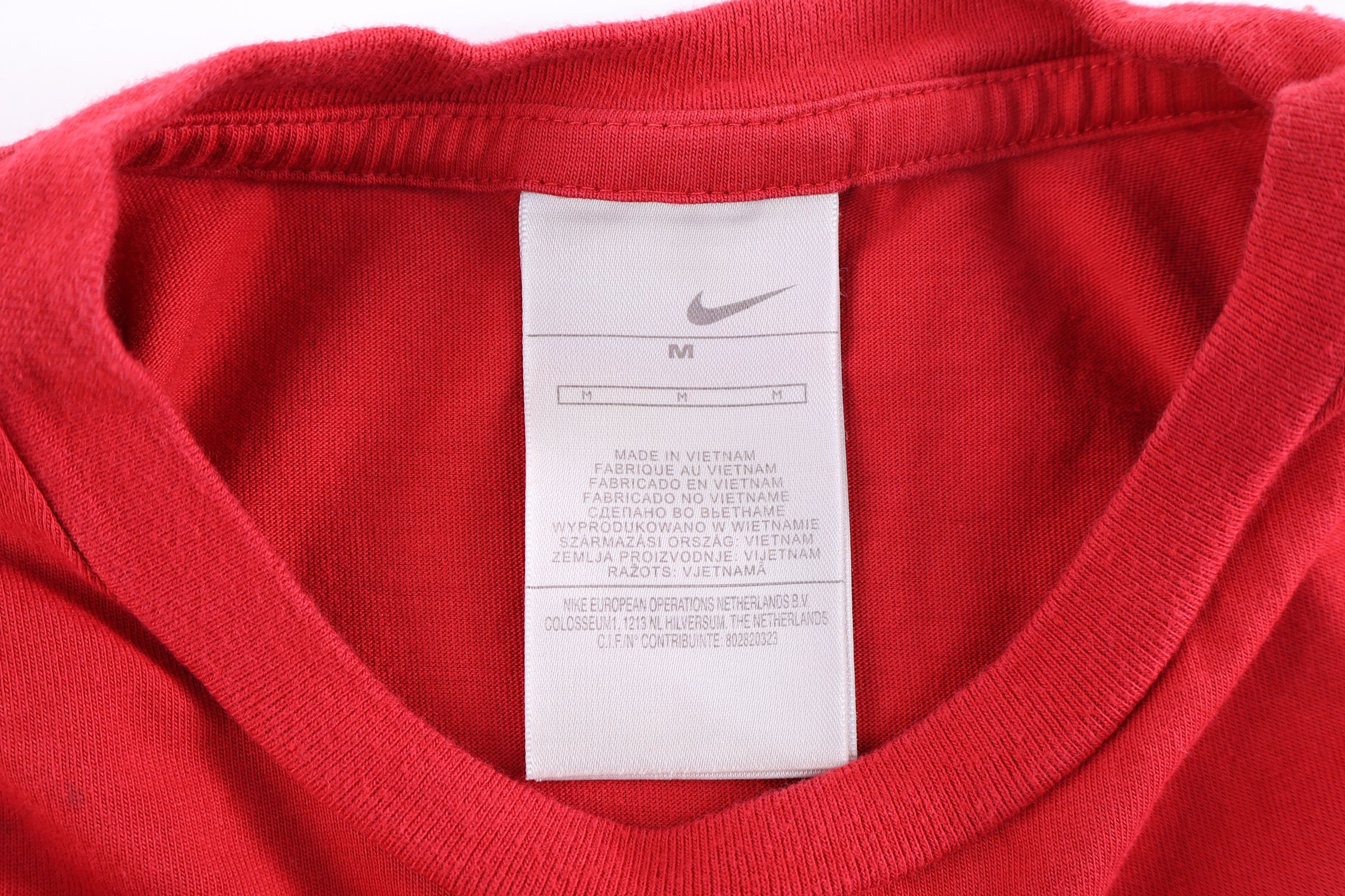 2004/05 Nike Barcelona Soccer T-shirt