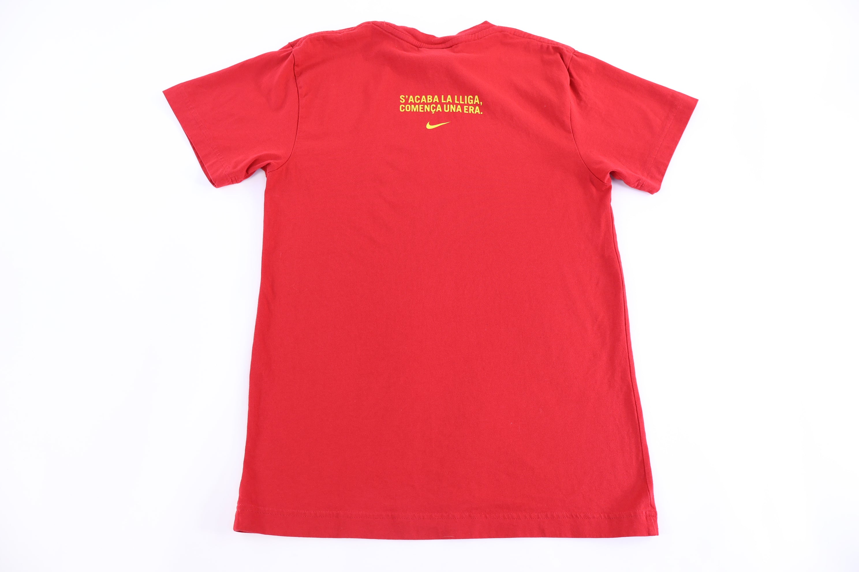 2004/05 Nike Barcelona Soccer T-shirt