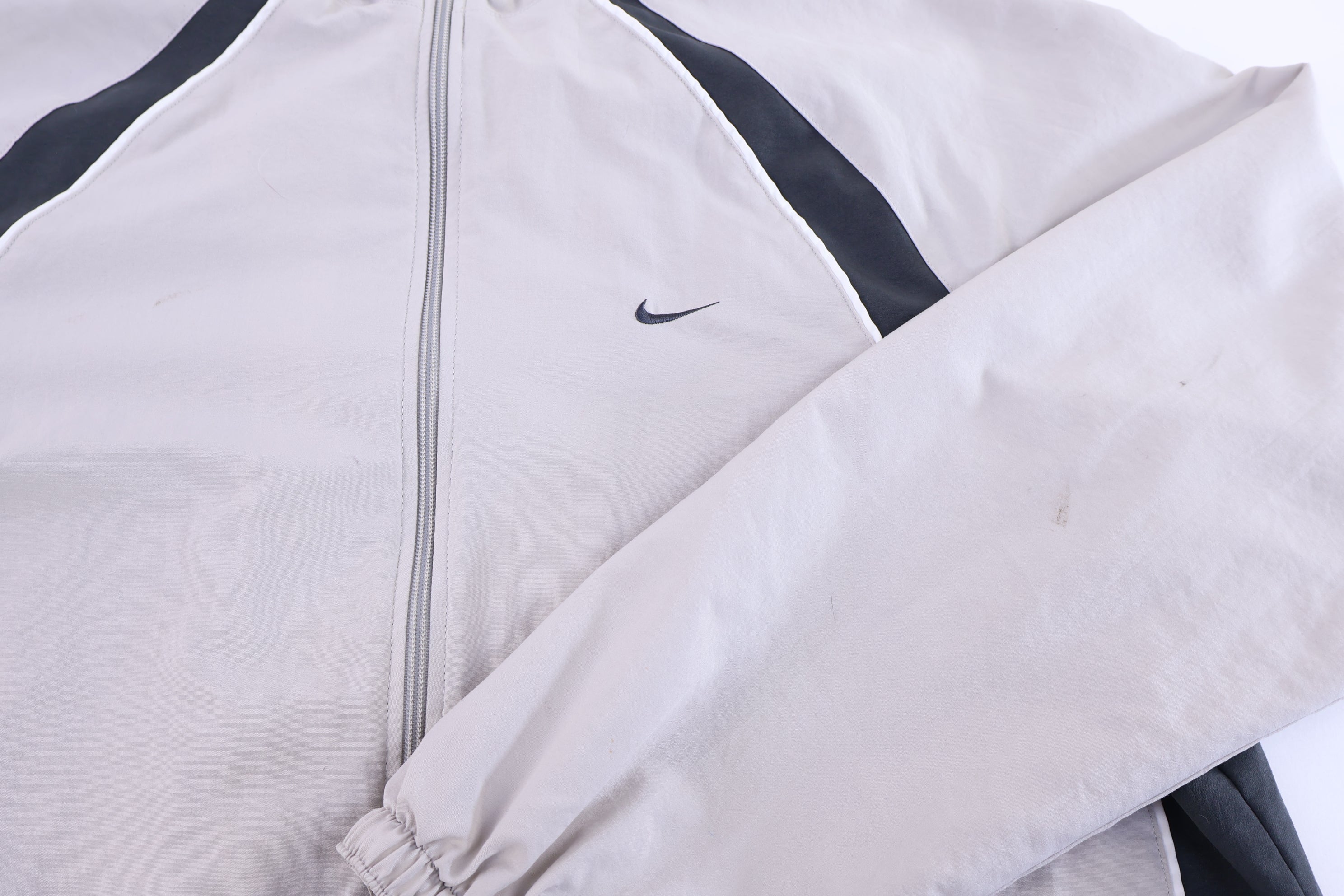 Vintage Nike Embroidered Logo Grey Full Zip Jacket