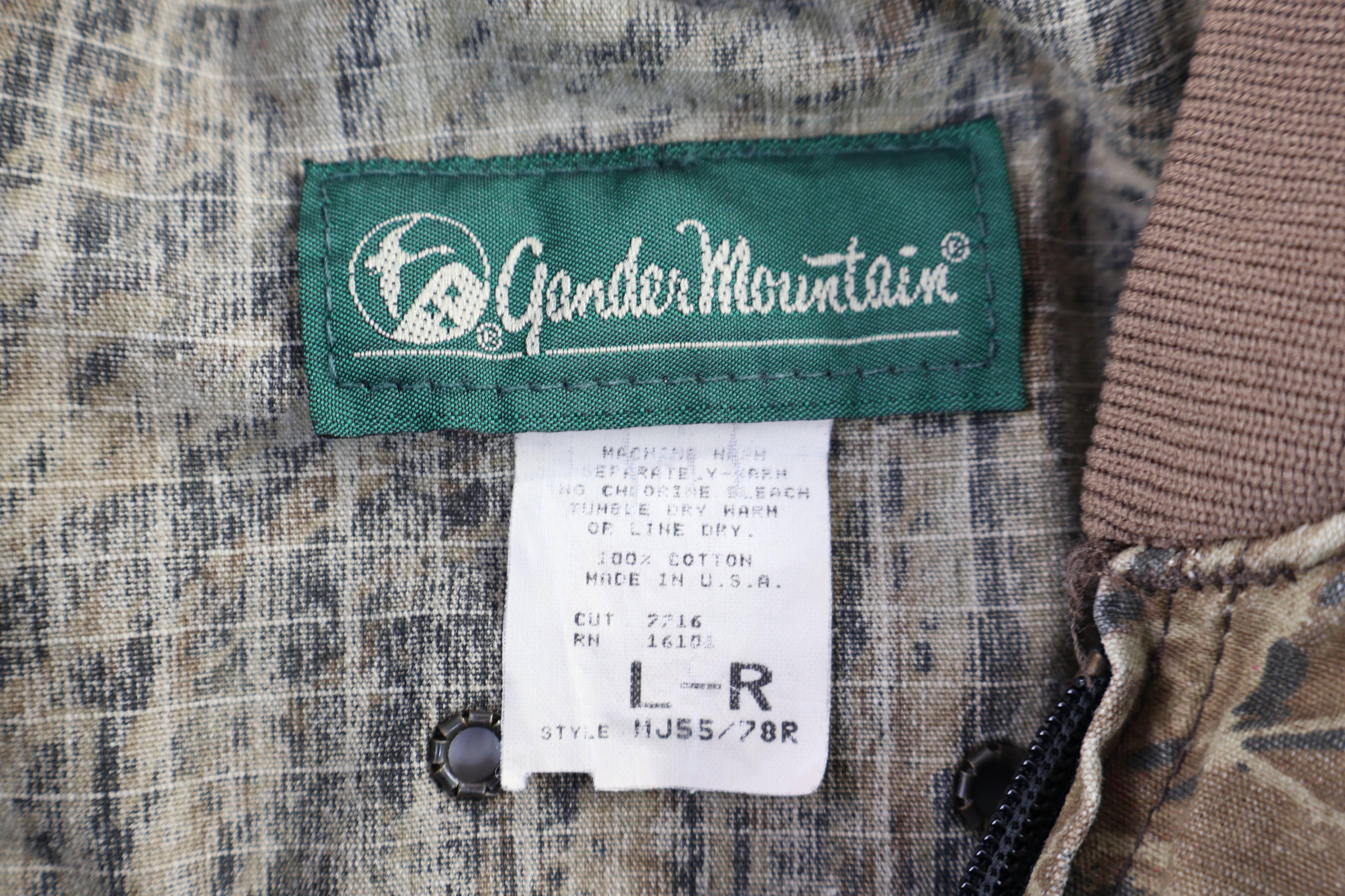 90's Garden Mountain Camo Full Zip Jacket