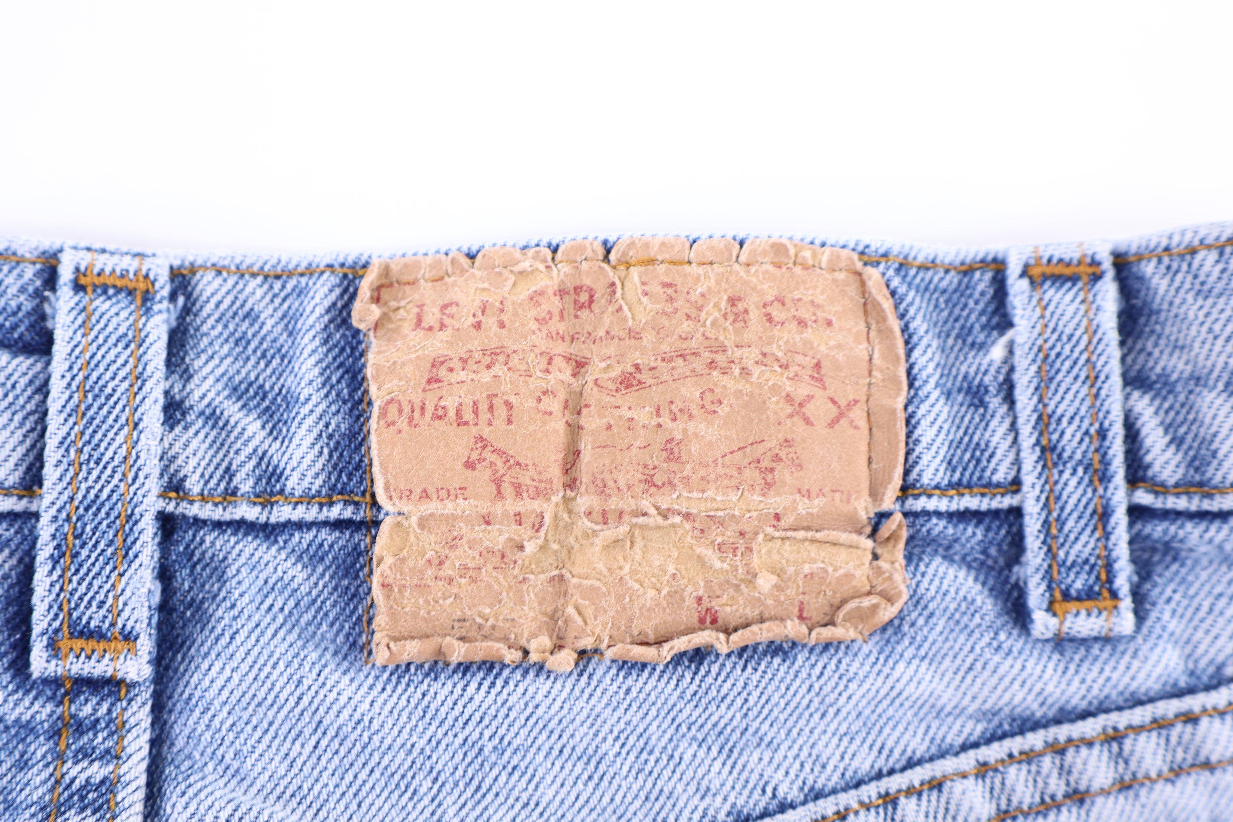 90's Levi's 505 Light Wash Denim Jeans