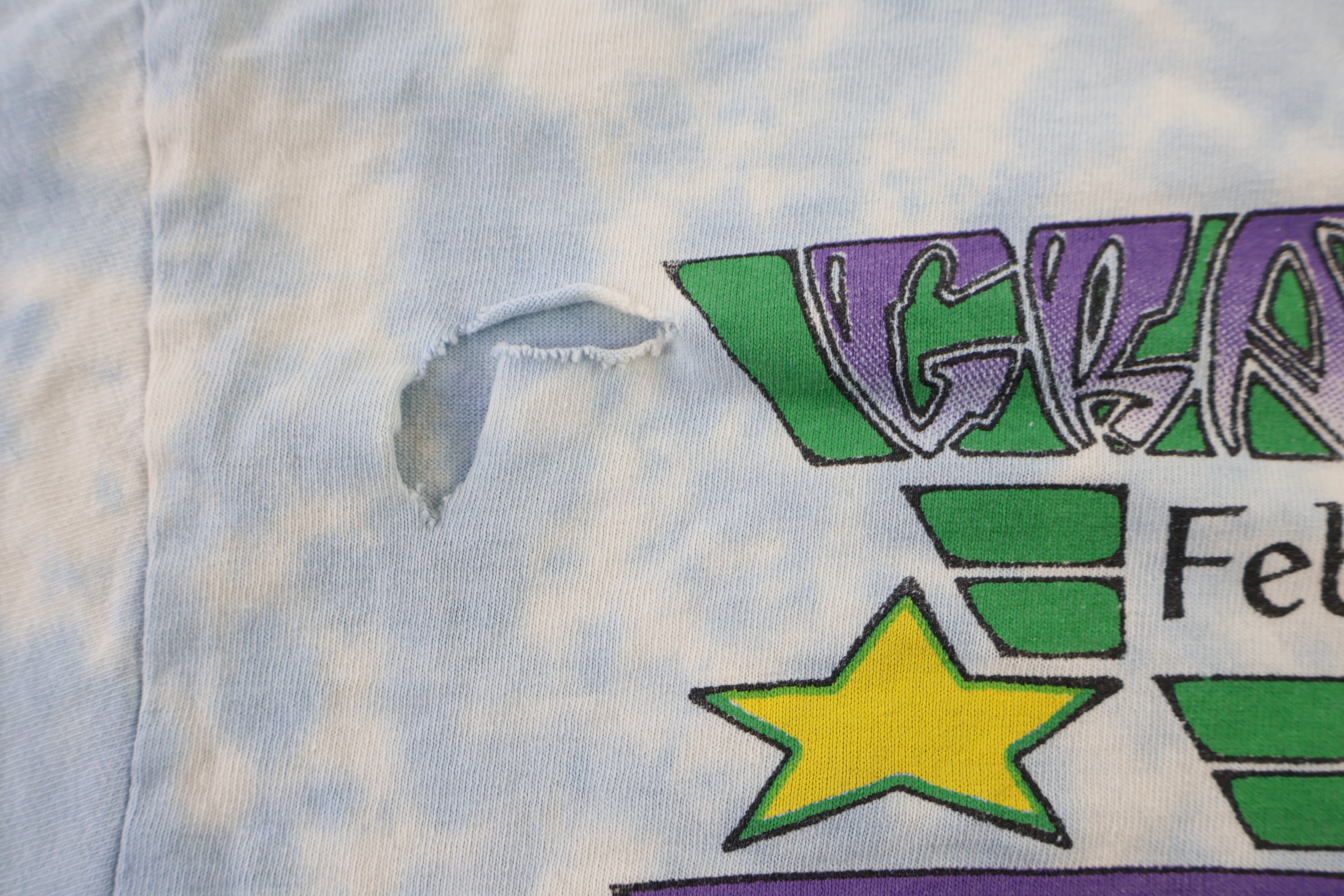 1995 The Grateful Dead Oakland Mardi Gras T-shirt