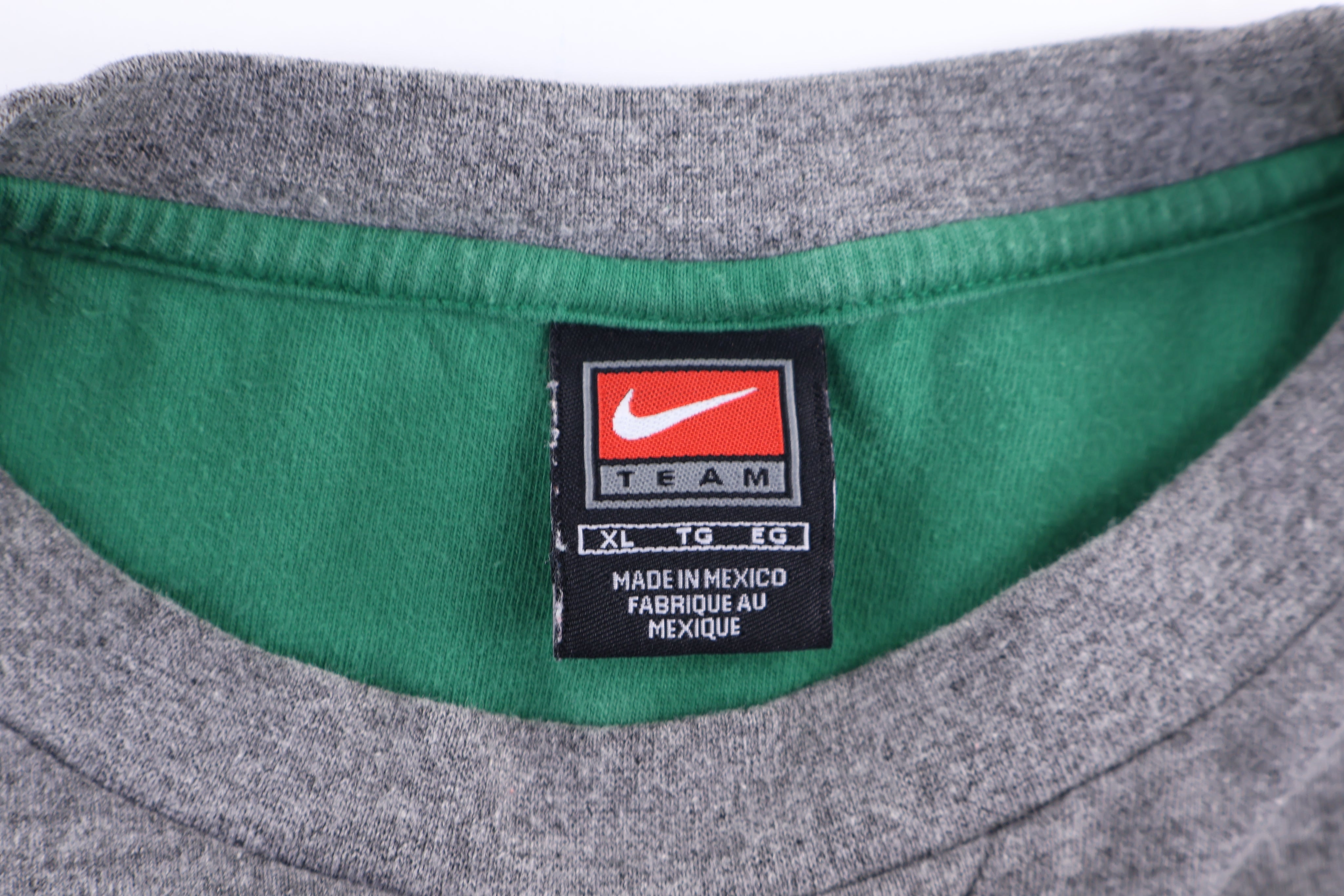 Vintage Nike Boston Celtics Basketball T-shirt