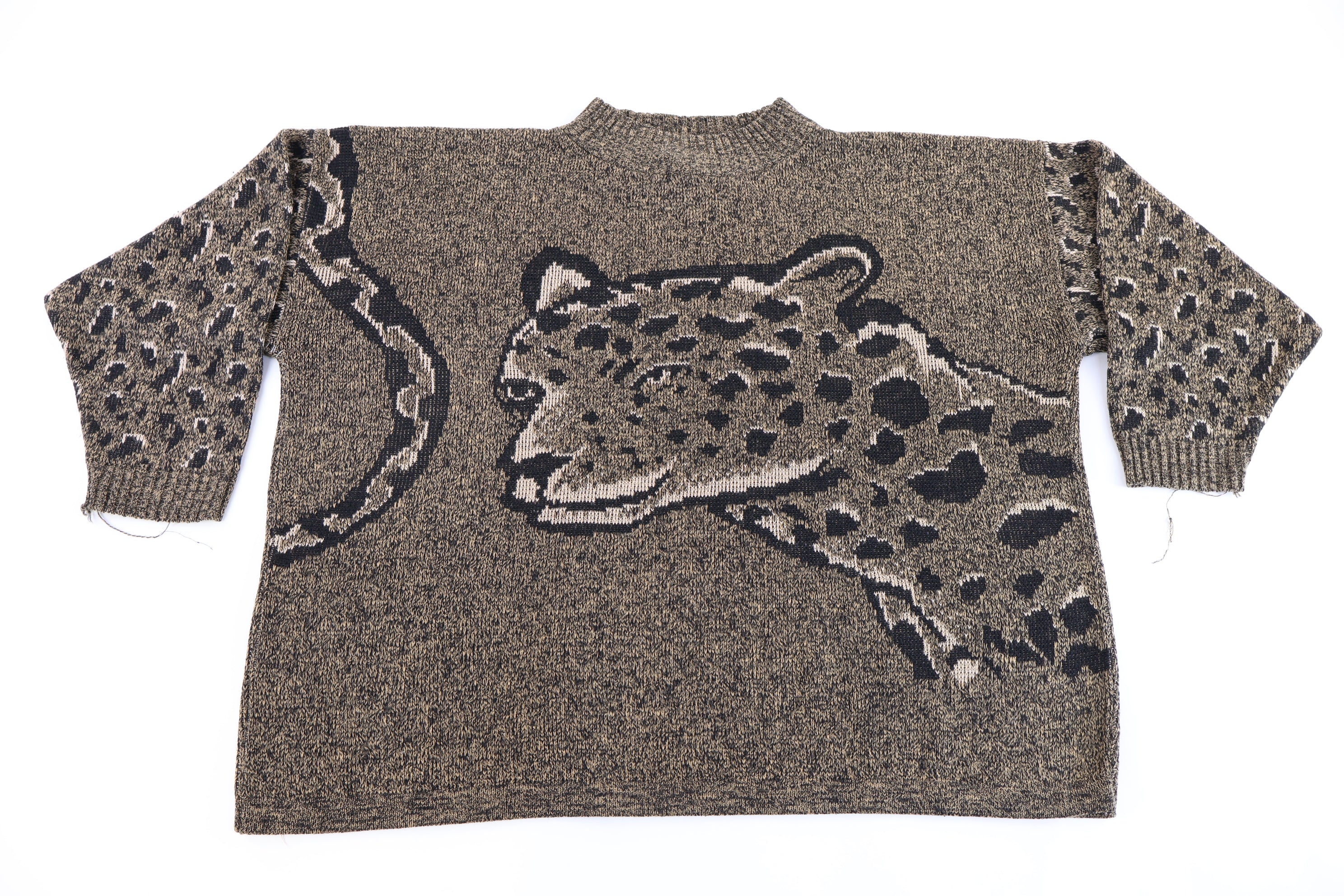 90's Forelli Cheetah Graphic Knit Sweater
