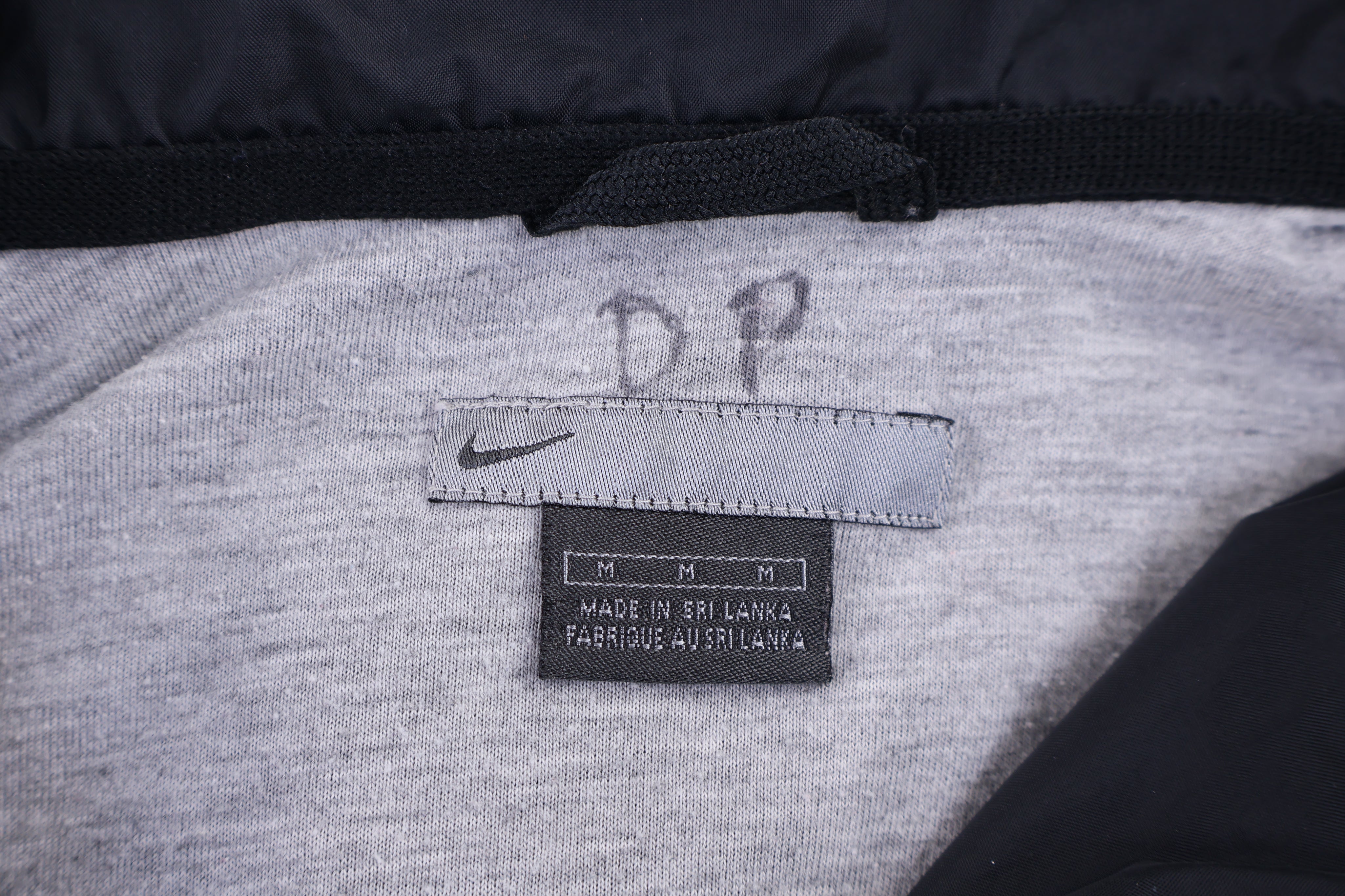Vintage Nike Black & White Full Zip Jacket