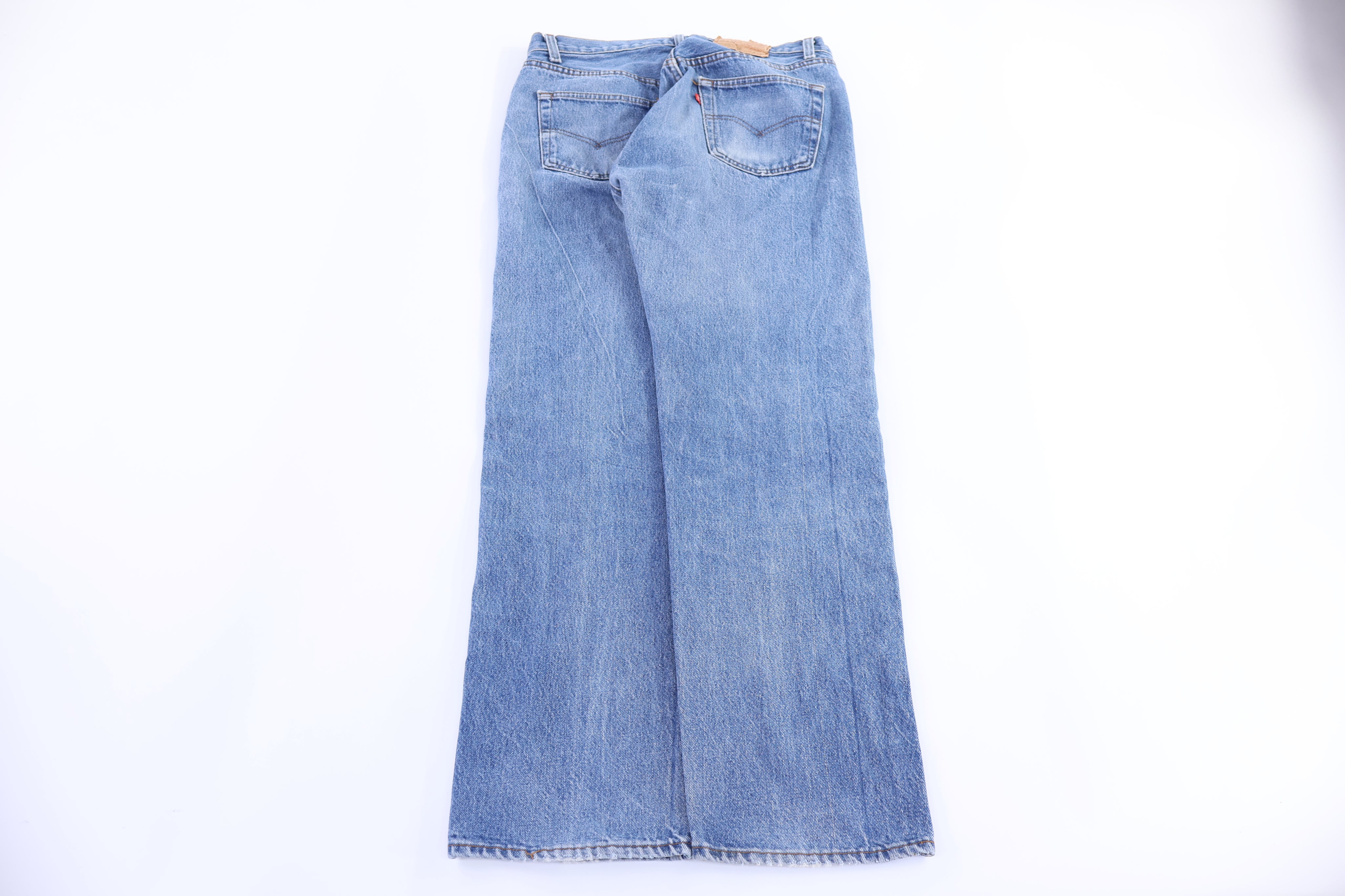 Levi's 501 Medium Wash Denim Jeans