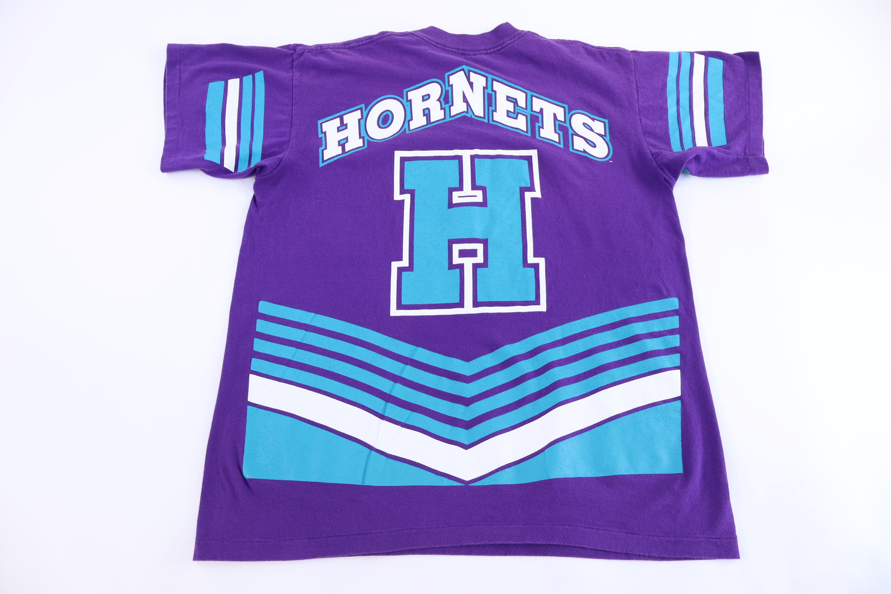 90's Charlotte Hornets Basketball T-shirt