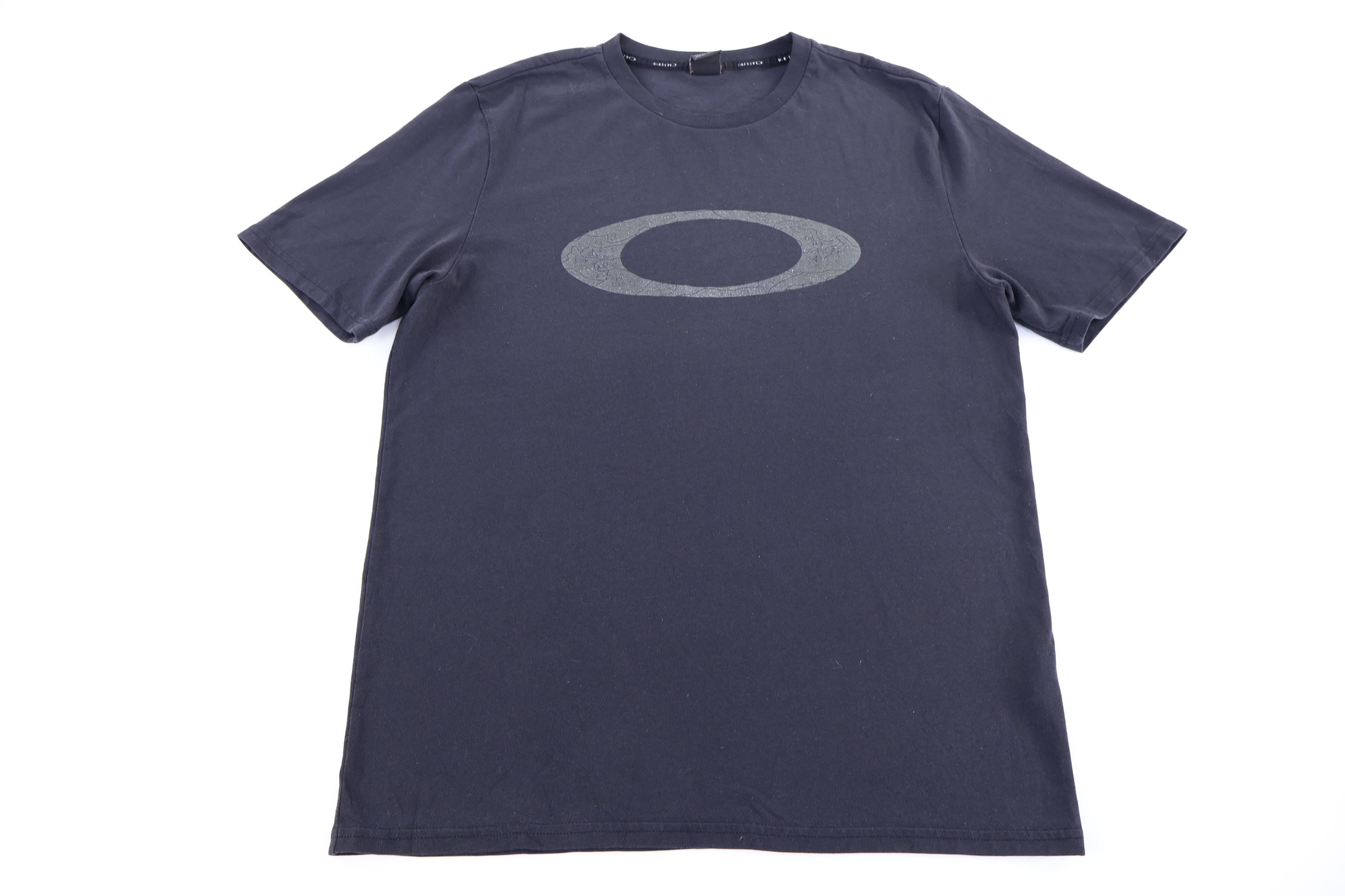 Vintage Oakley Graphic Logo T-shirt