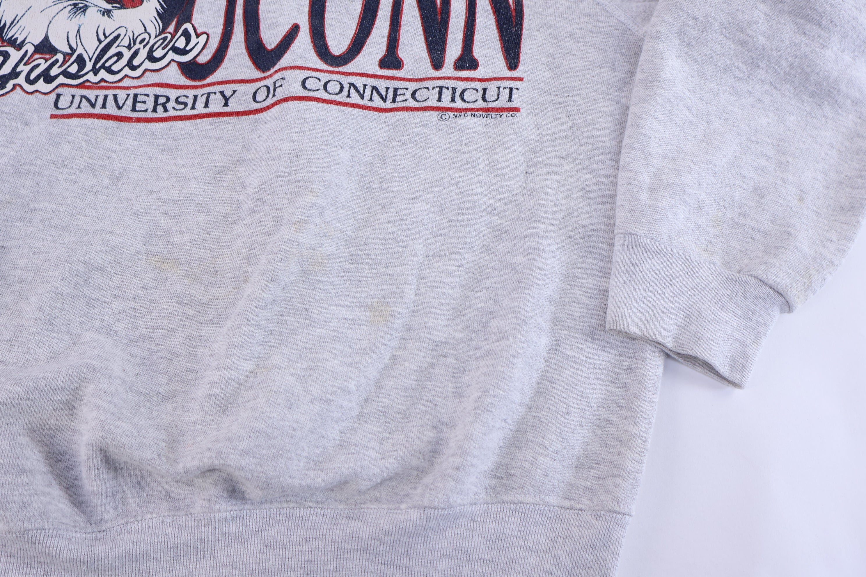 90's University of Connecticut Huskies Sweatshirt
