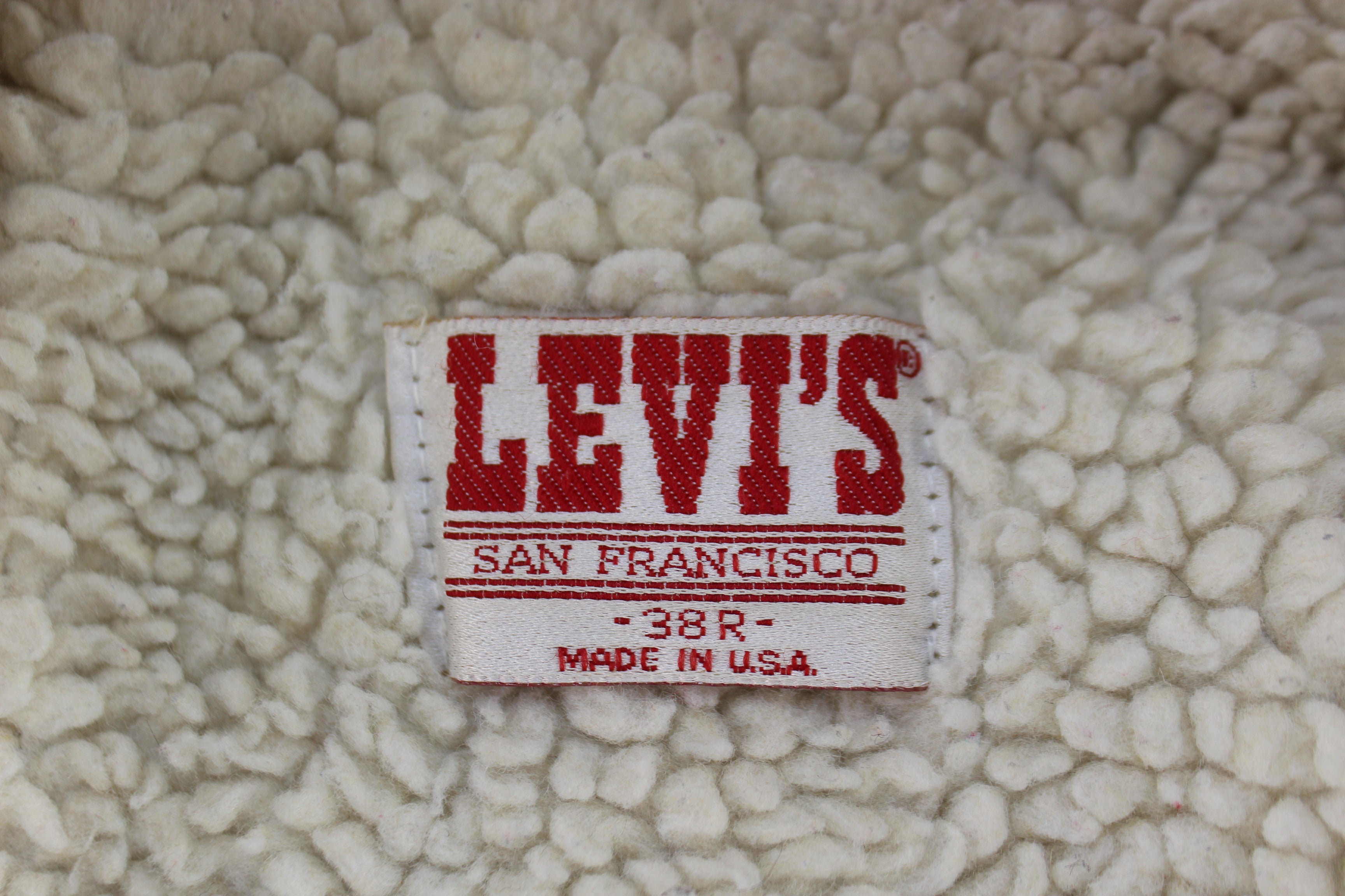 80's Levi's Medium Wash Sherpa Lined Trucker Jacket