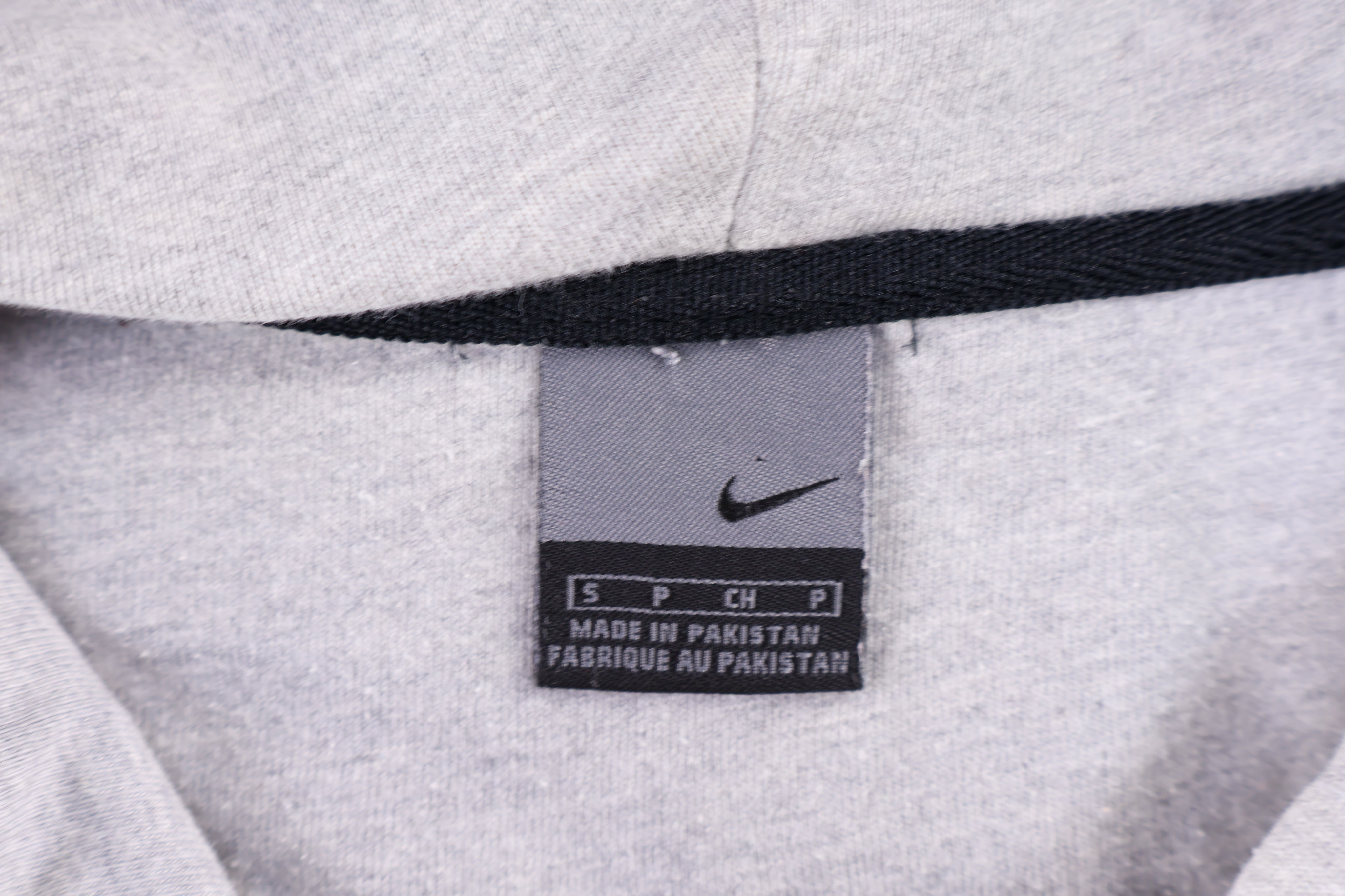 Vintage Nike Brazil Soccer Grey Pullover Hoodie