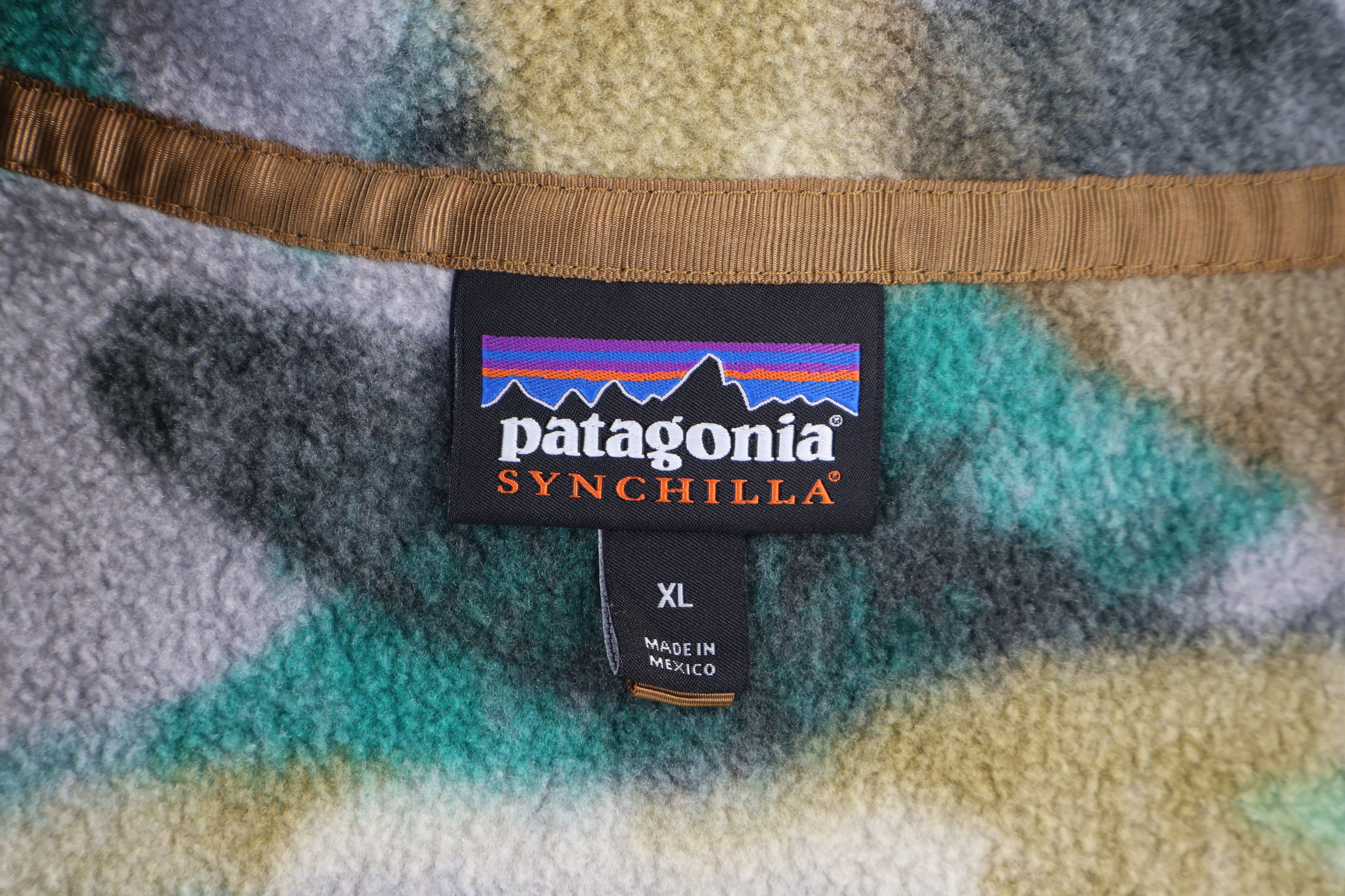 Patagonia Synchilla Logo Patch Snap-T Fleece Pullover