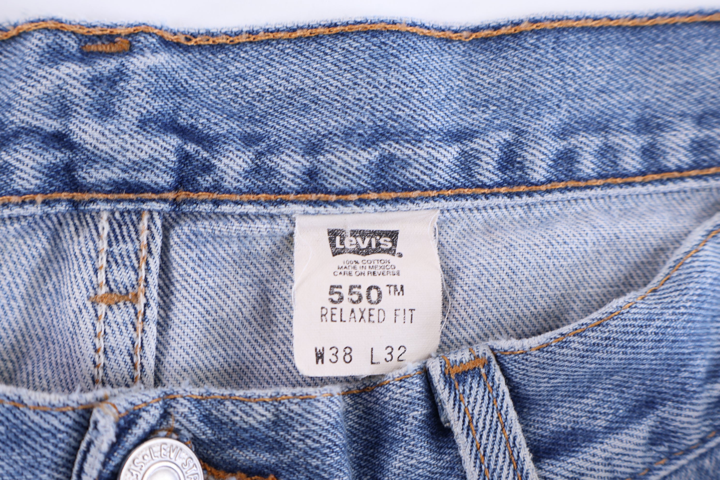 Vintage Levi's 550 Medium Wash Denim Jeans