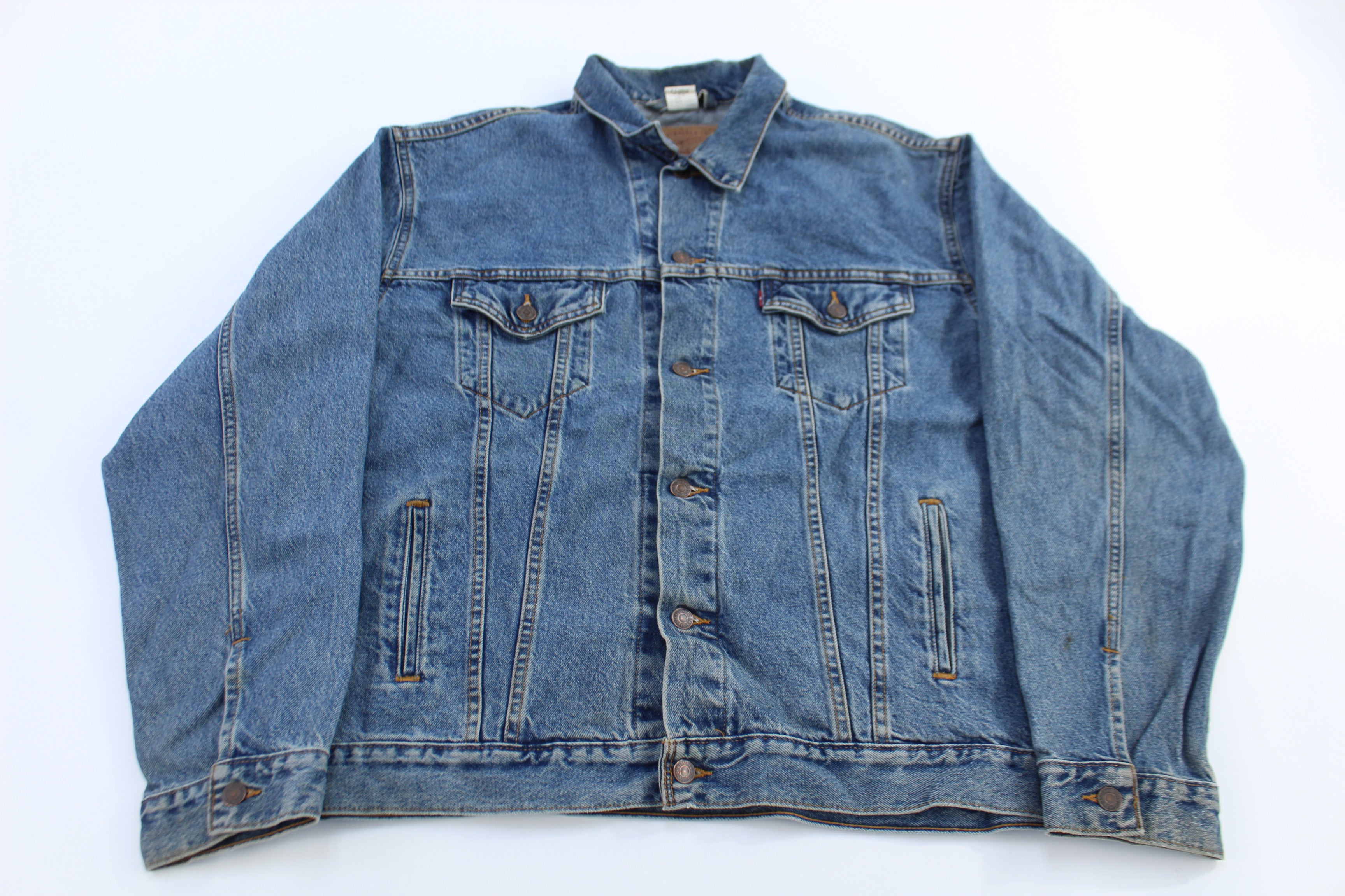 90's Levi's Medium Wash Denim Jacket