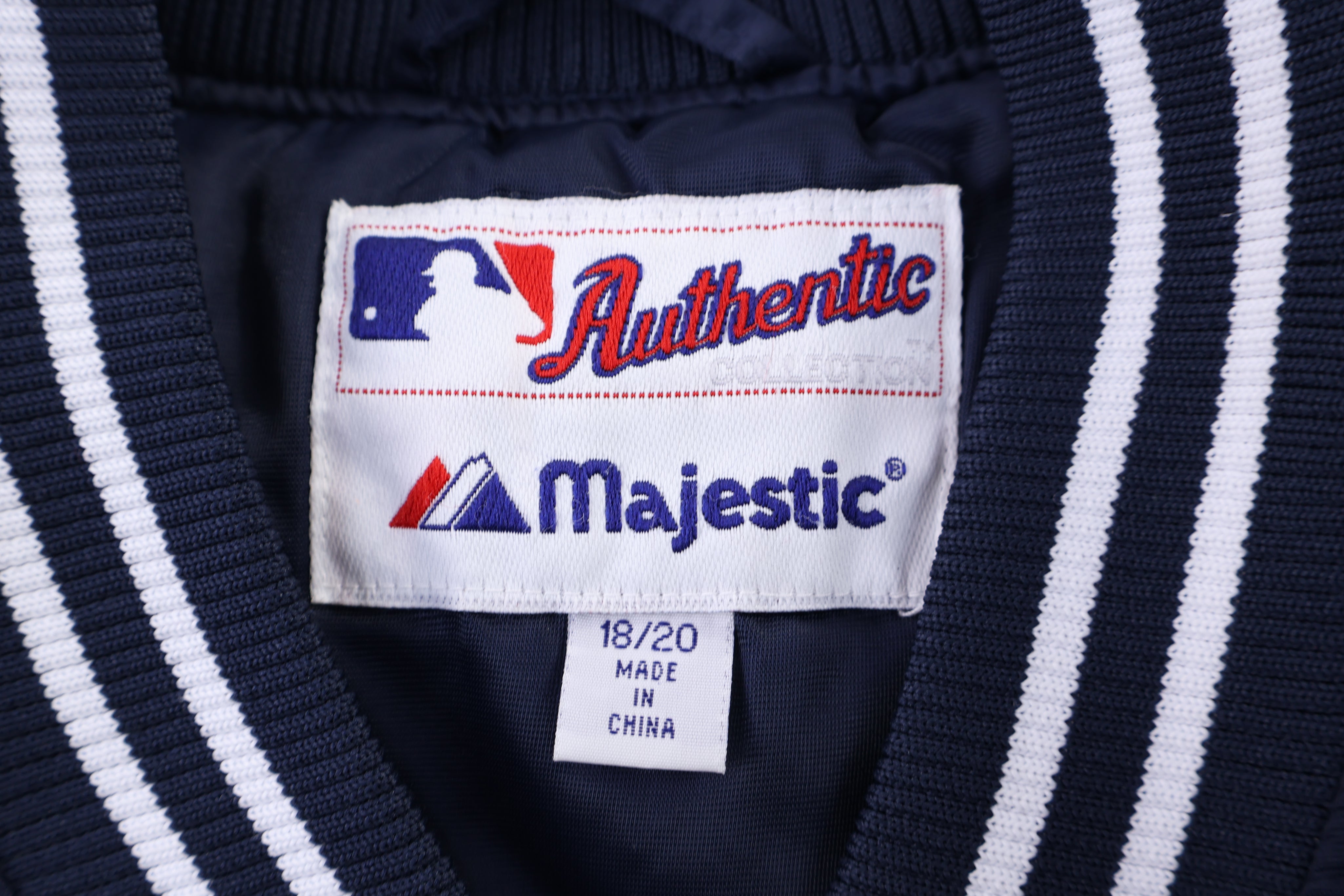 Women’s Majestic New York Yankees Bomber Jacket
