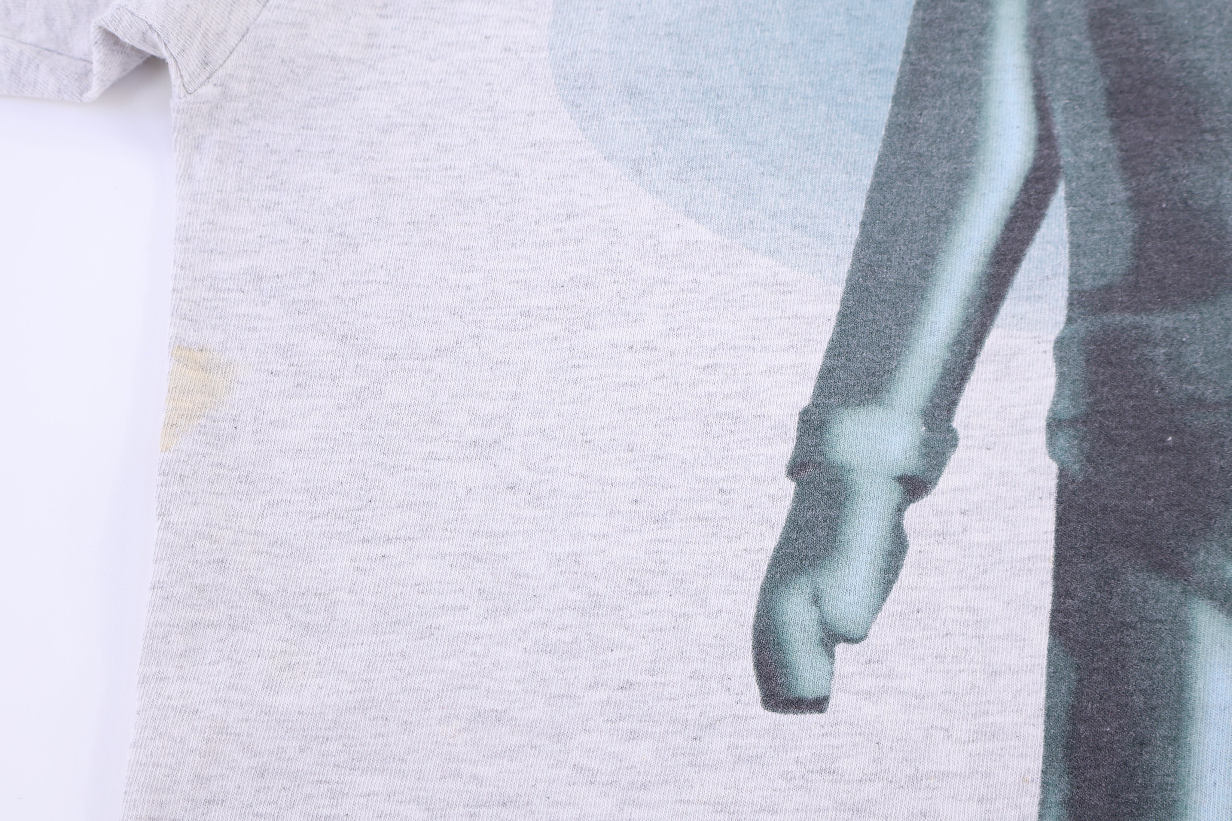 90's The Day The Earth Stood Still T-shirt