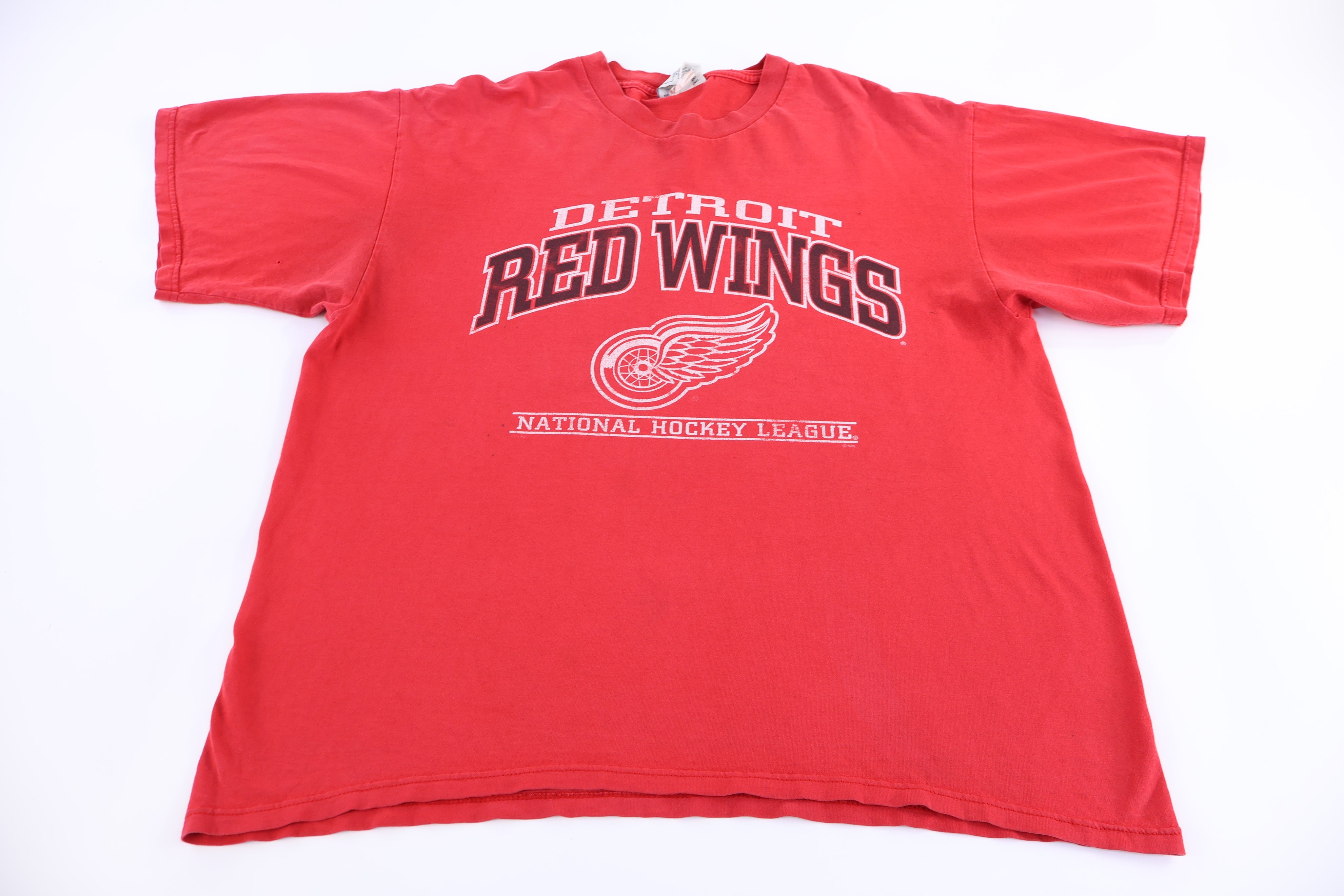 90's Detroit Red Wings Hockey T-shirt