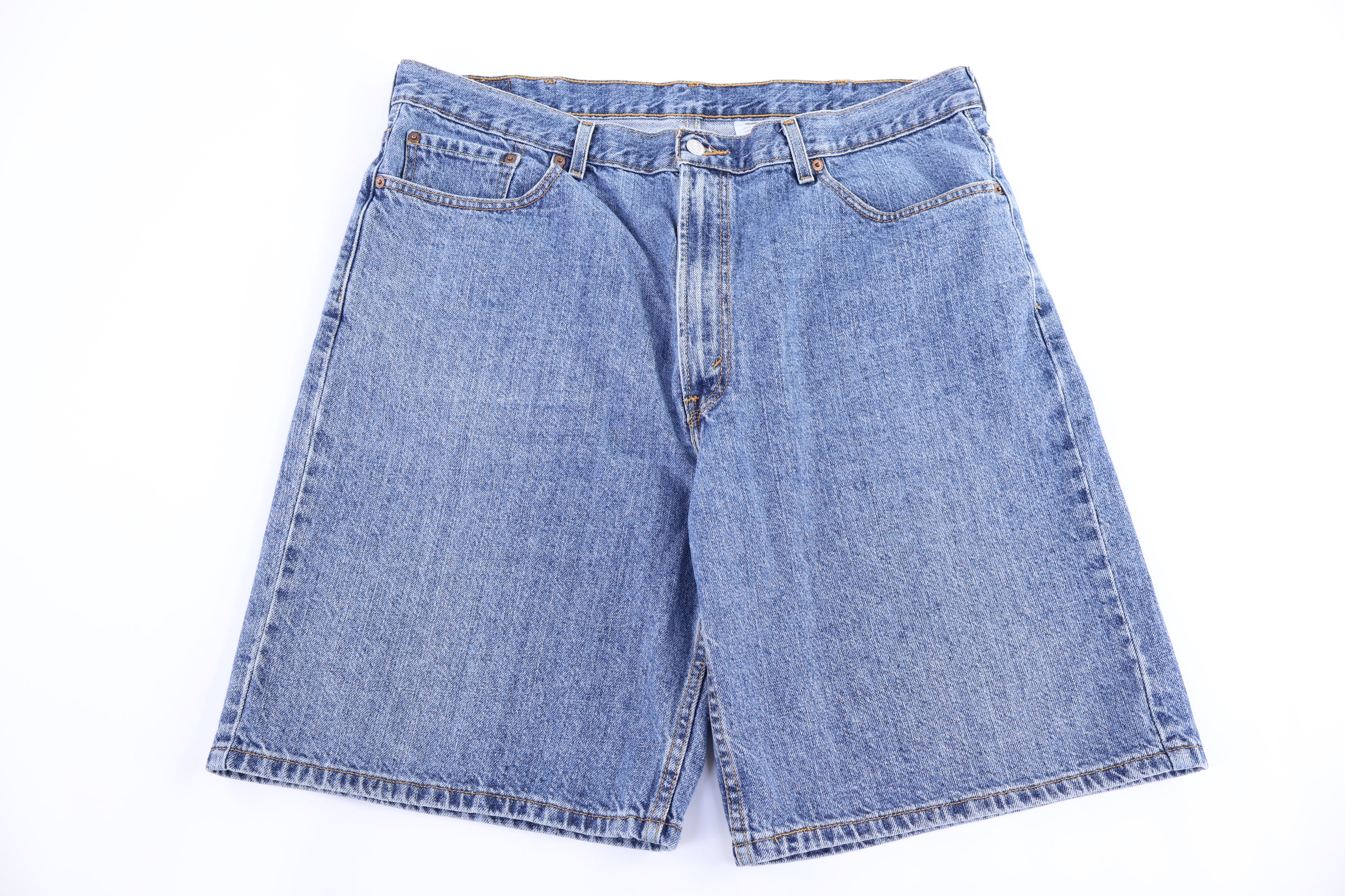 Levi's 550 Medium Wash Denim Shorts