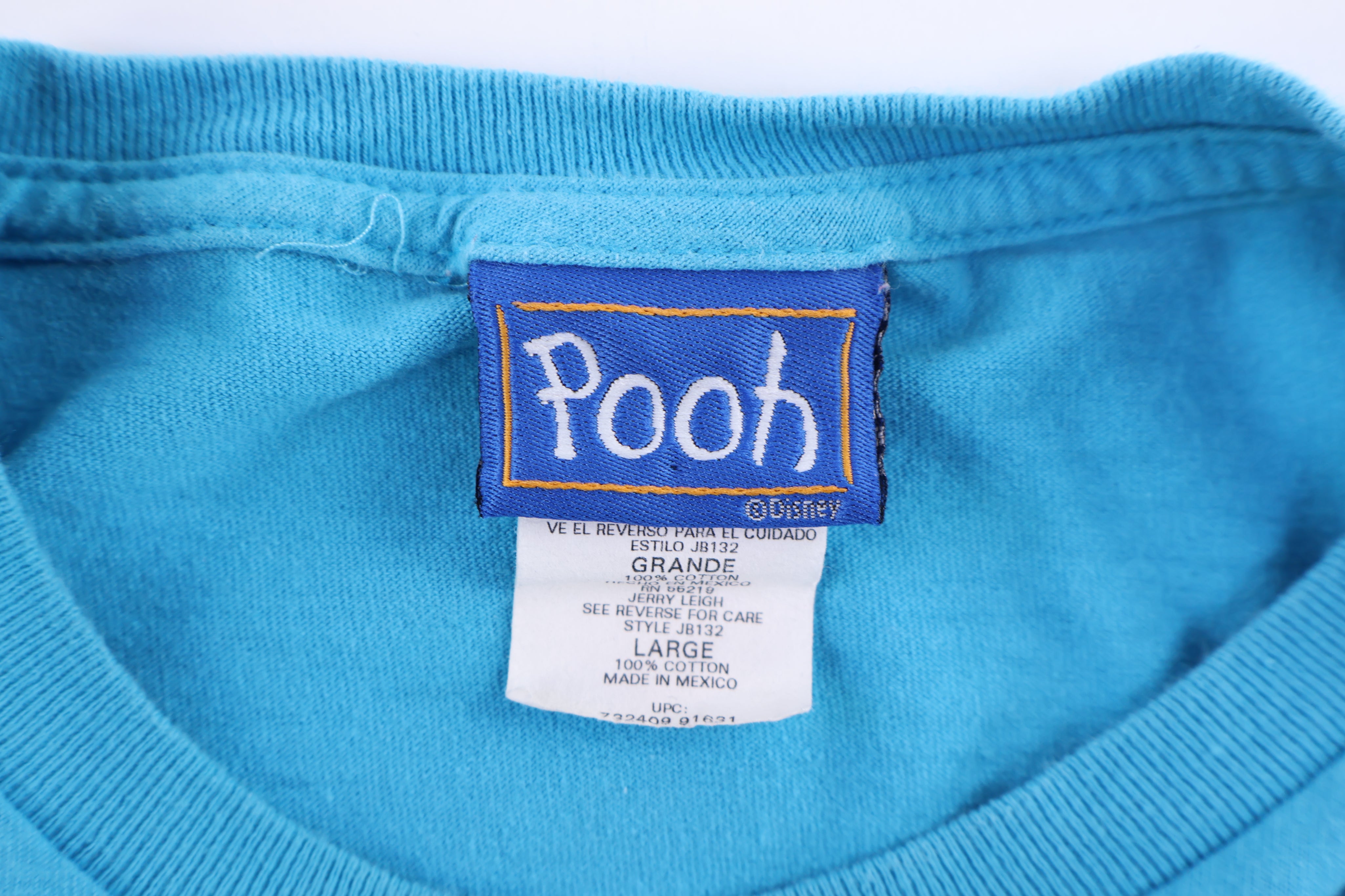 90's Winnie the Pooh Bees Will Bee Bees T-shirt