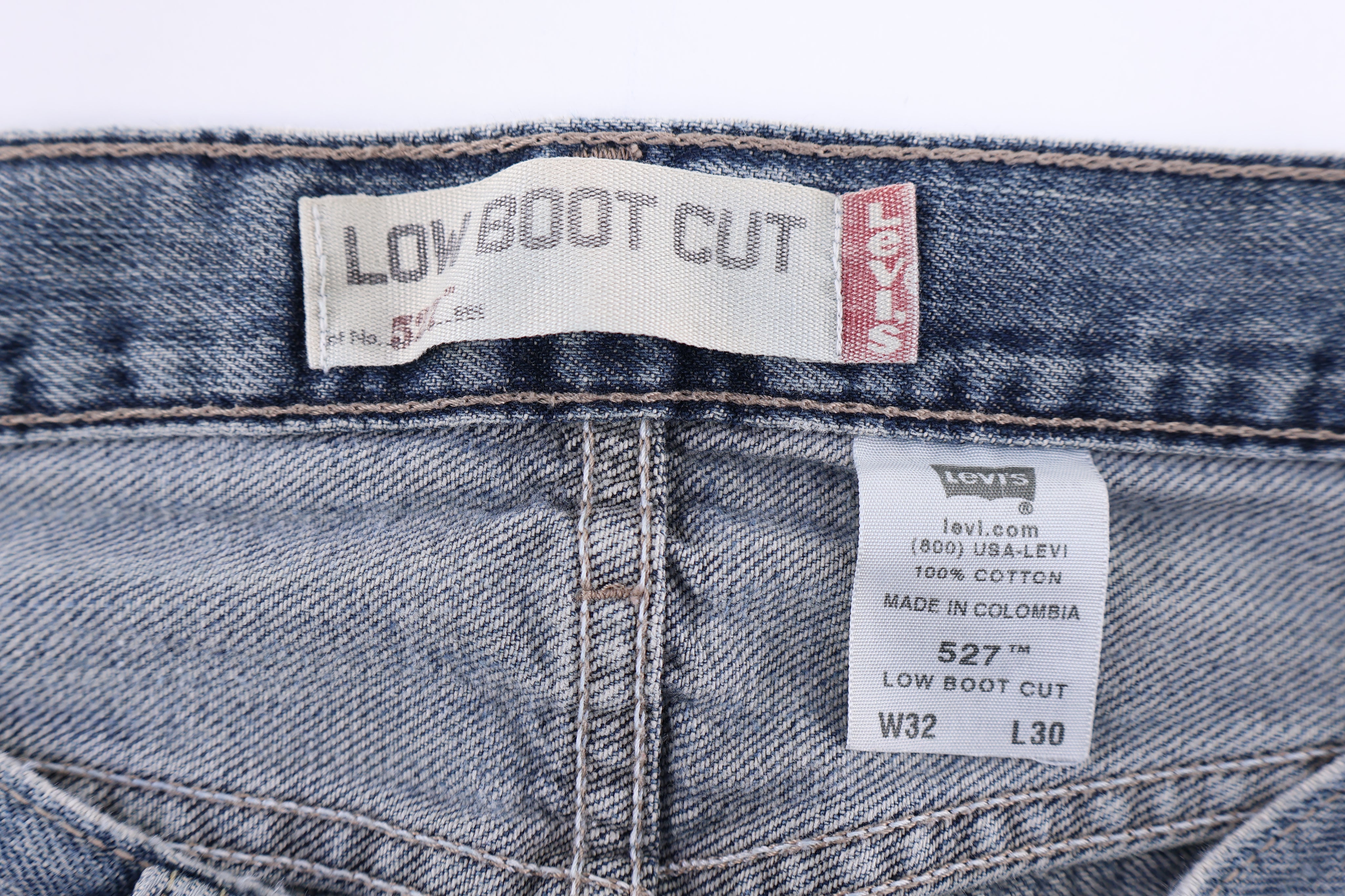 Levi's 527 Medium Wash Denim Jeans