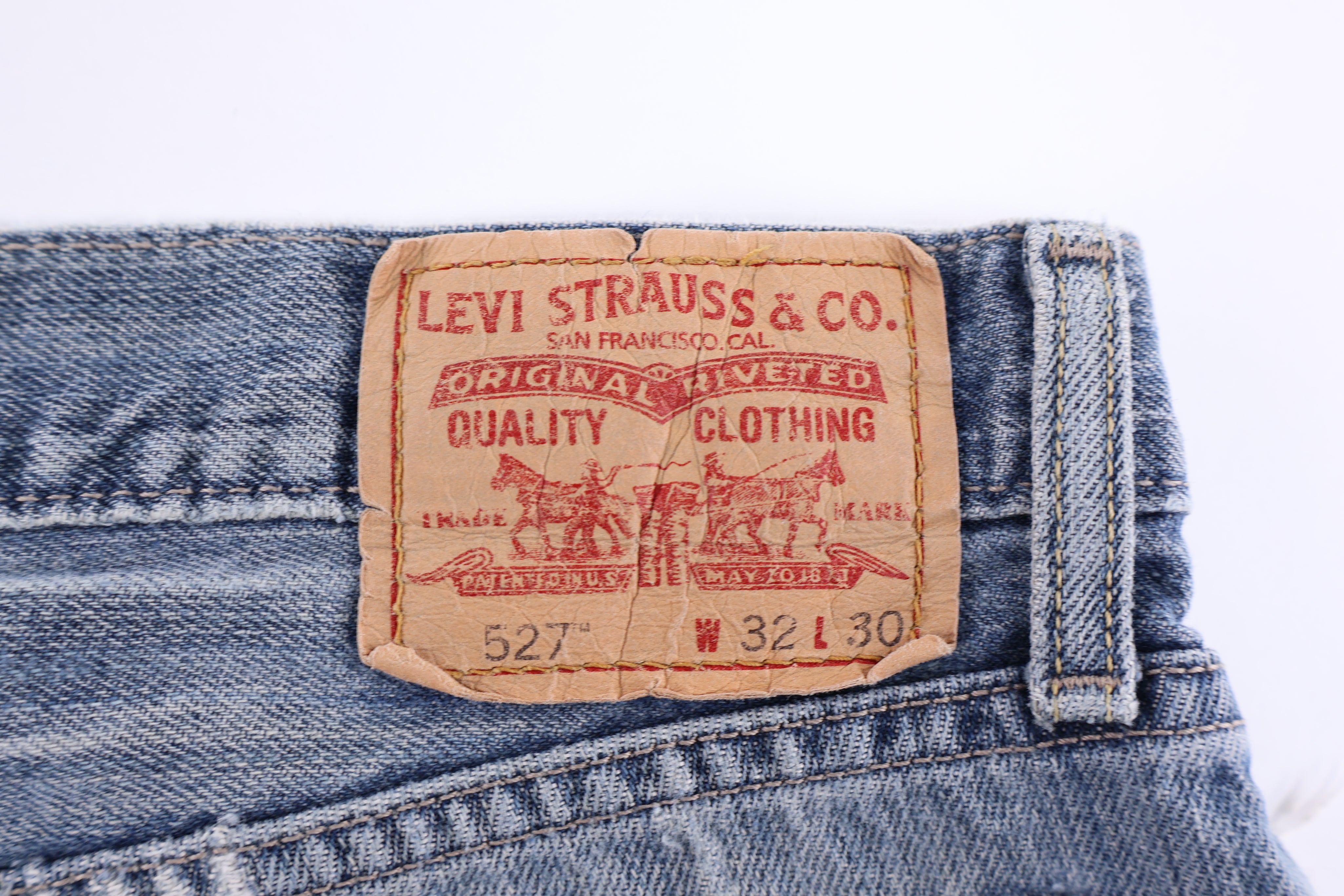 Levi's 527 Medium Wash Denim Jeans