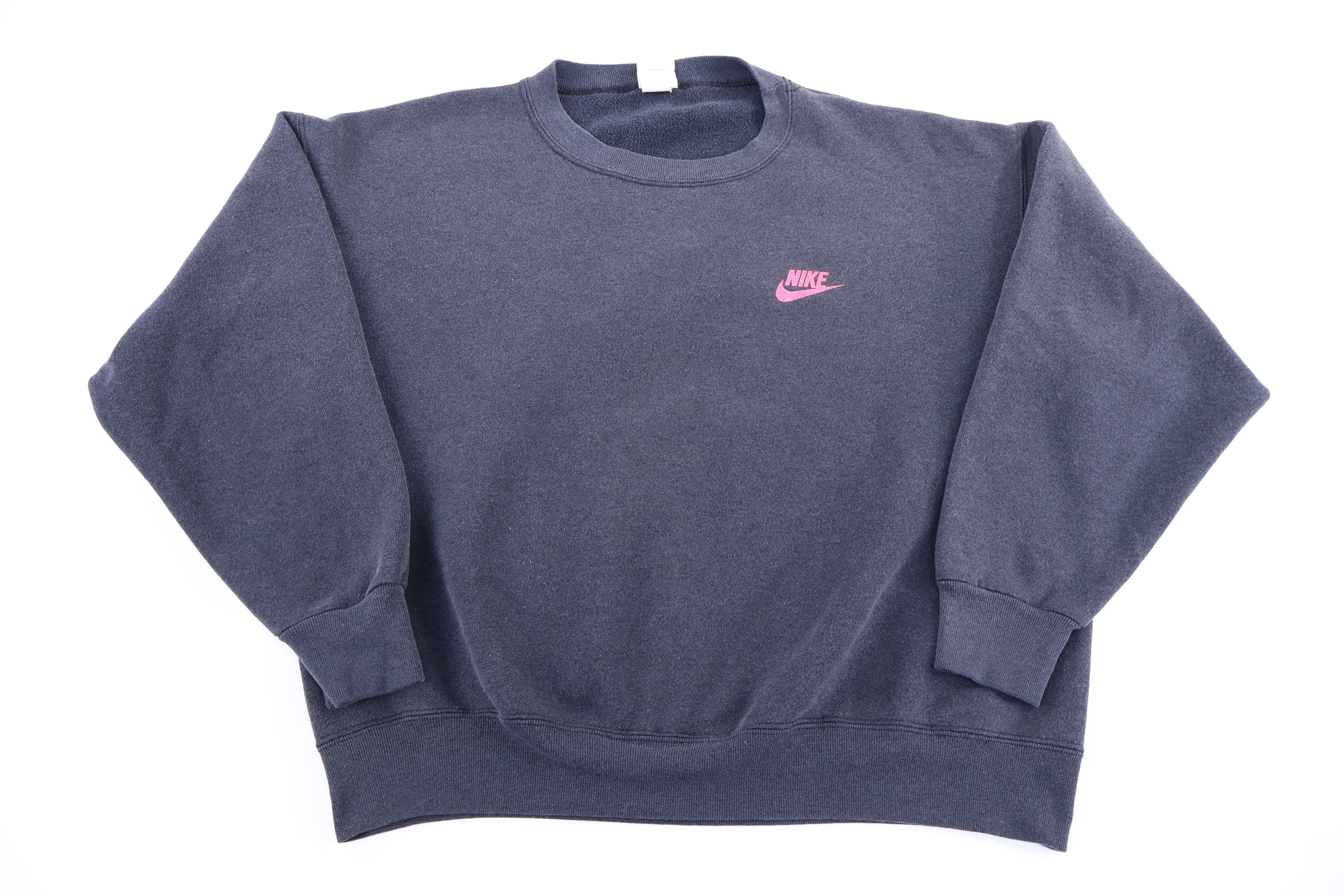 90's Nike Logo Graphic Sweatshirt