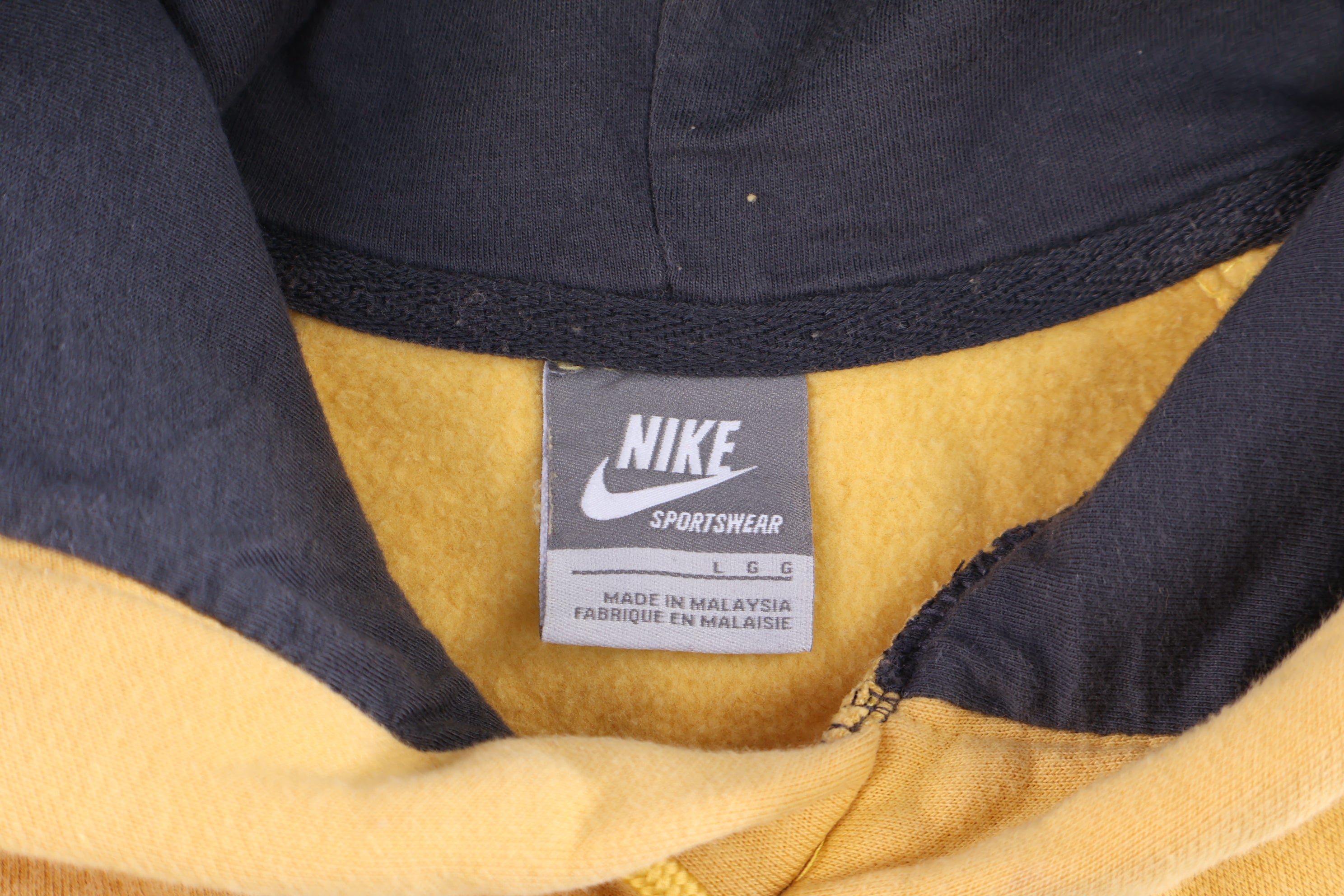 Vintage Nike Embroidered Logo Pullover Hoodie