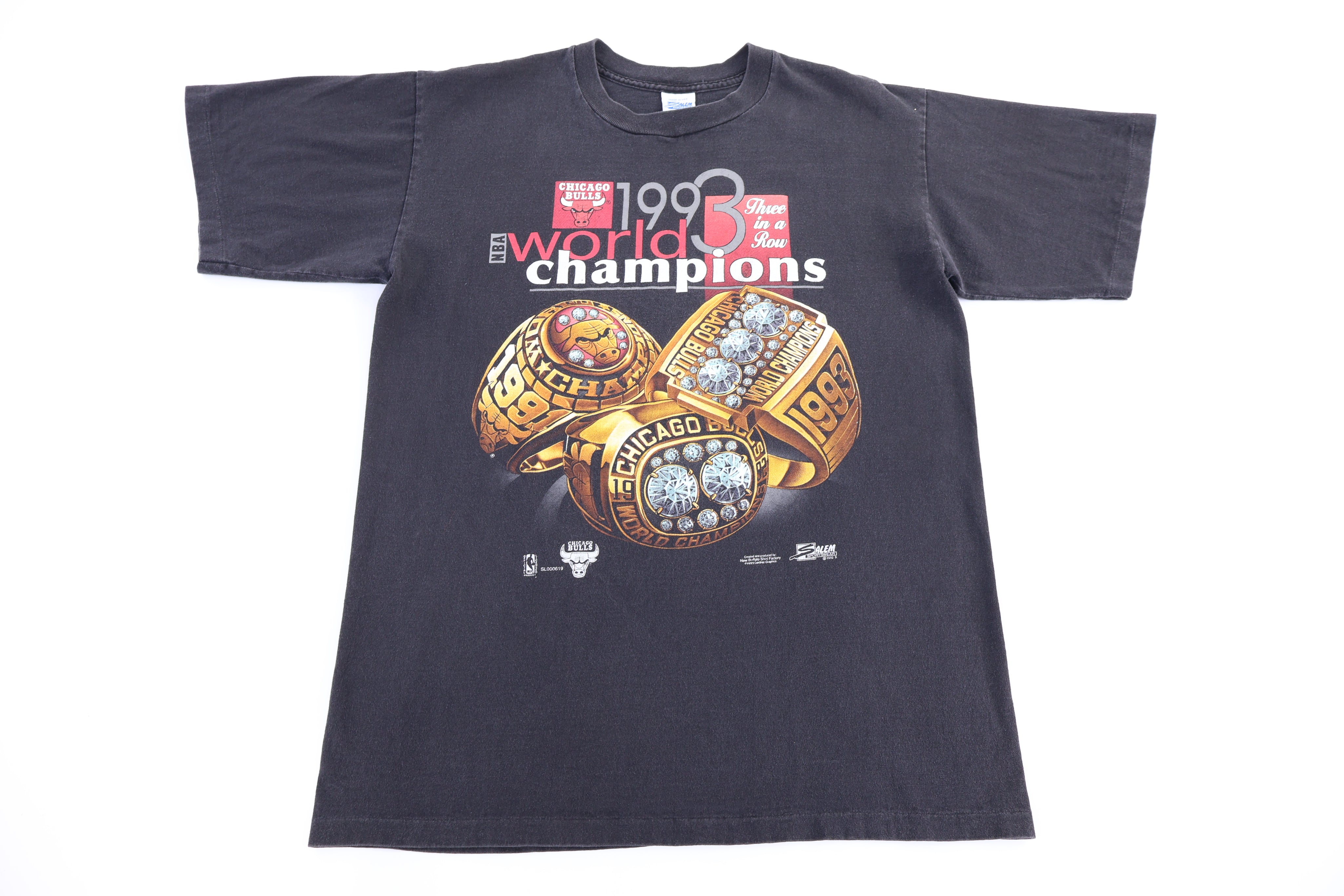 1993 Chicago Bulls Basketball World Champions T-shirt