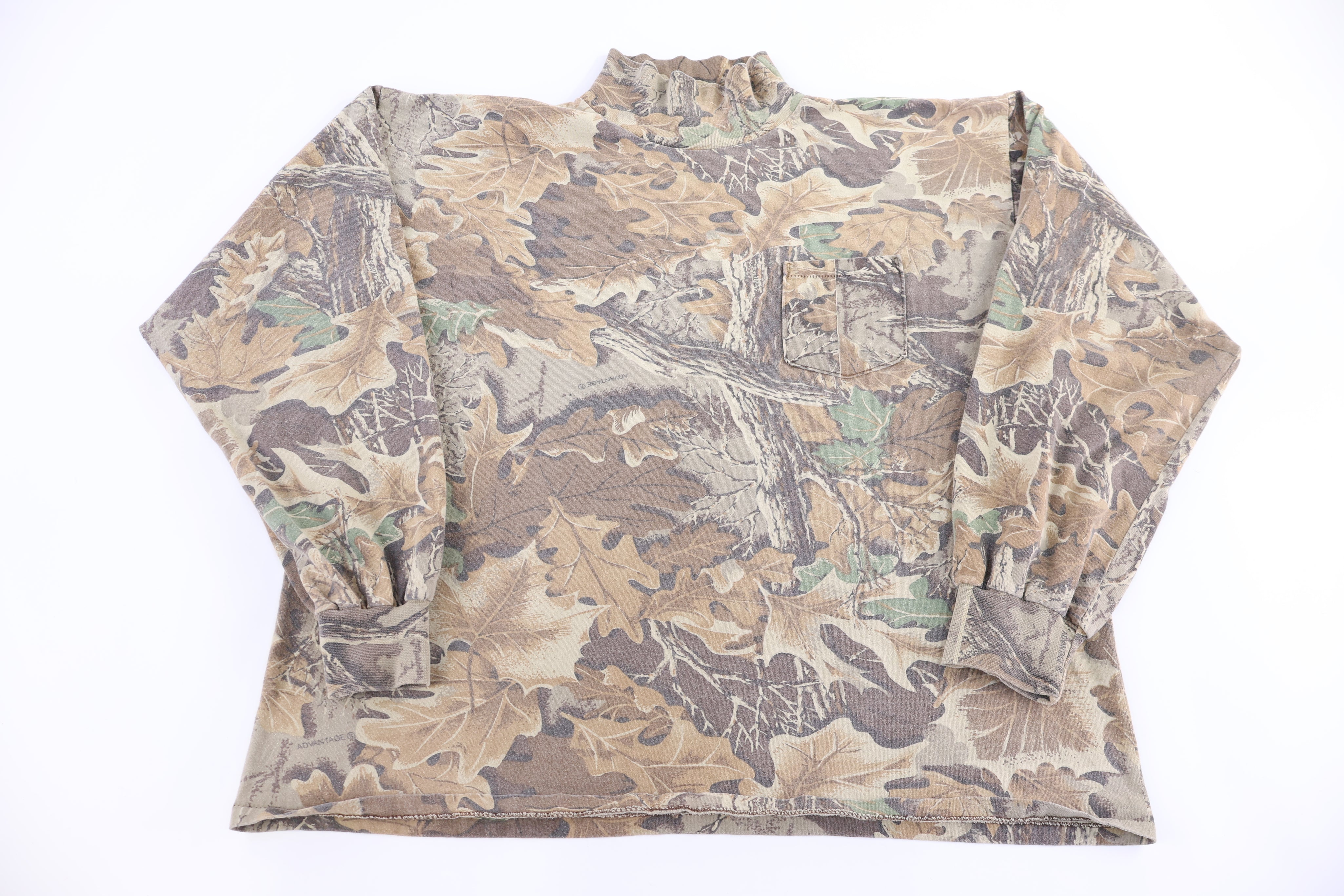 90's Advantage Camo LS T-shirt