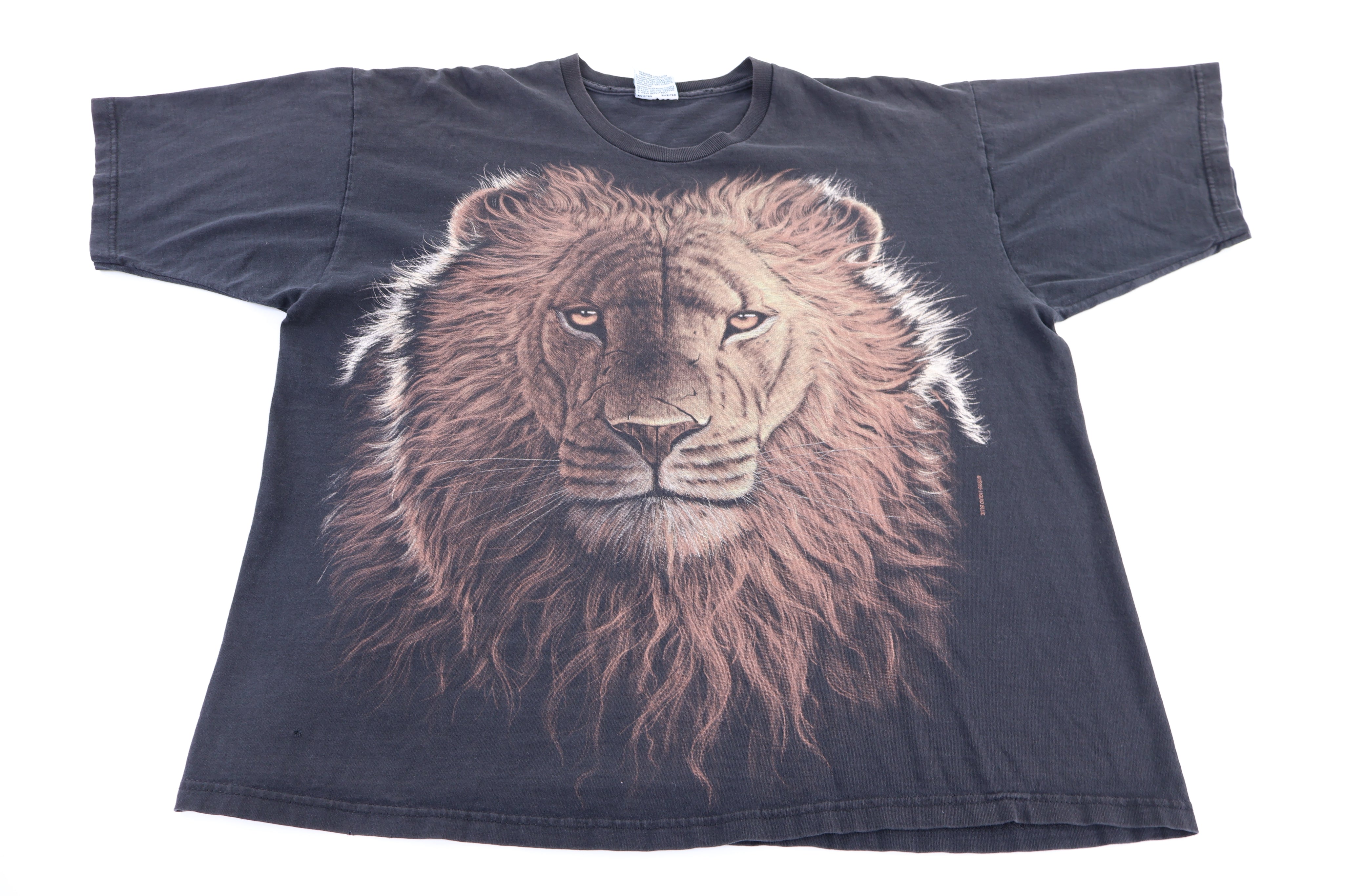 1998 Liquid Blue Lion Graphic T-shirt