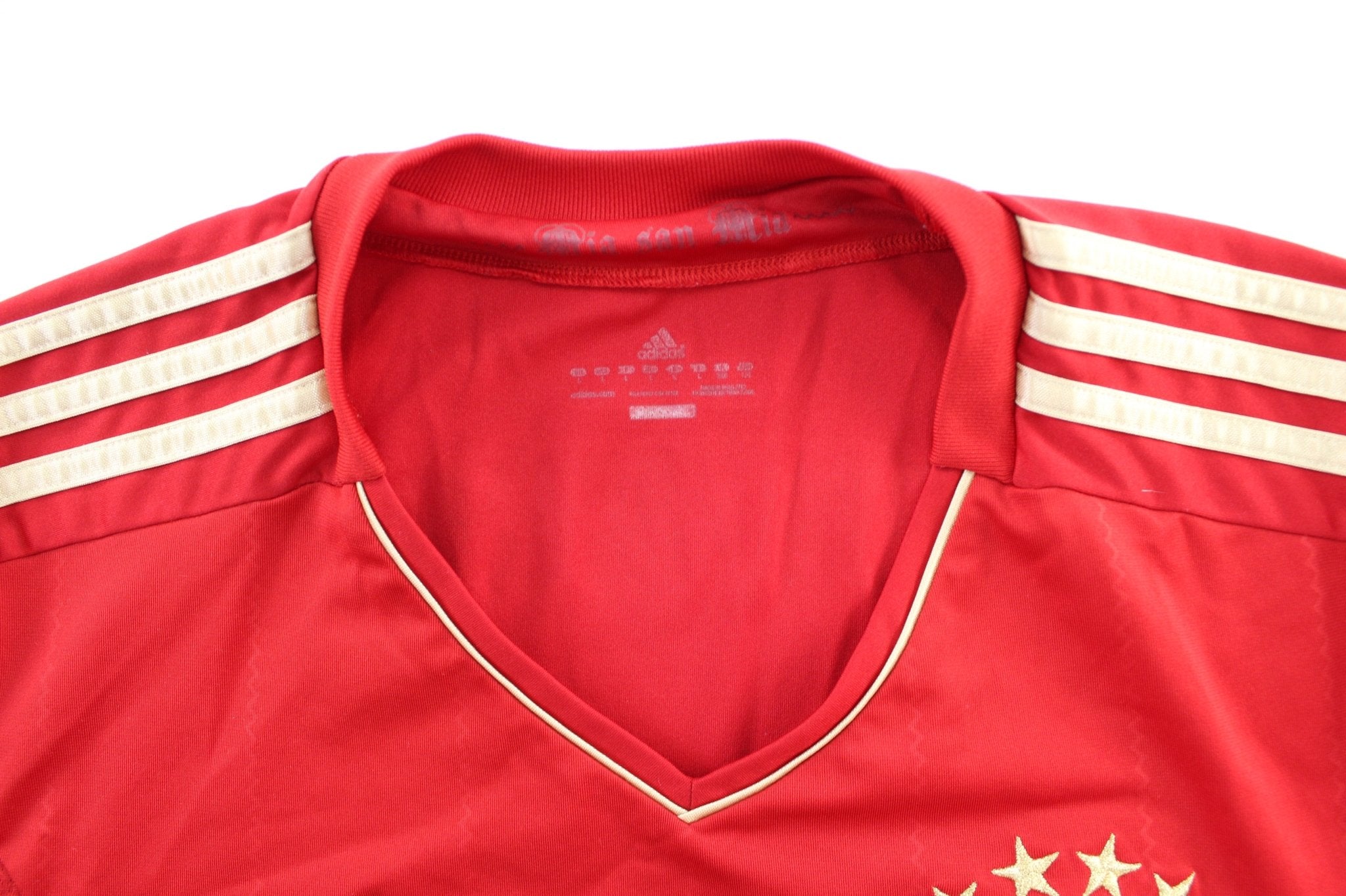 Adidas Embroidered Logo FC Bayern Munchen Soccer Jersey - ThriftedThreads.com