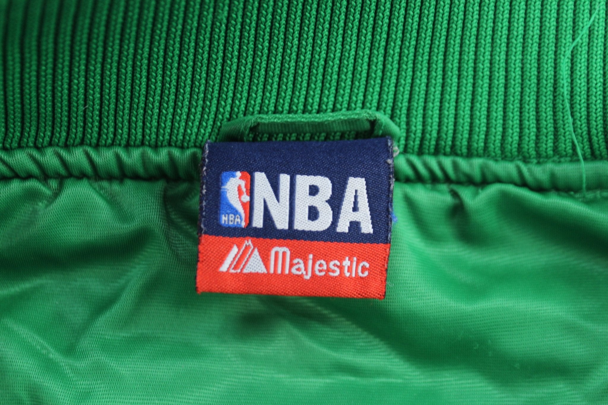 Boston Celtics Basketball Embroidered Majestic Quilted Bomber Jacket - ThriftedThreads.com