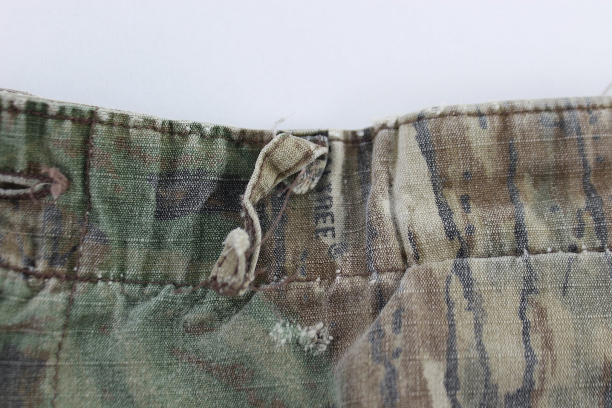 Camco Real Tree Camo Cargo Pants - Pants/Shorts - Thrifted Threads