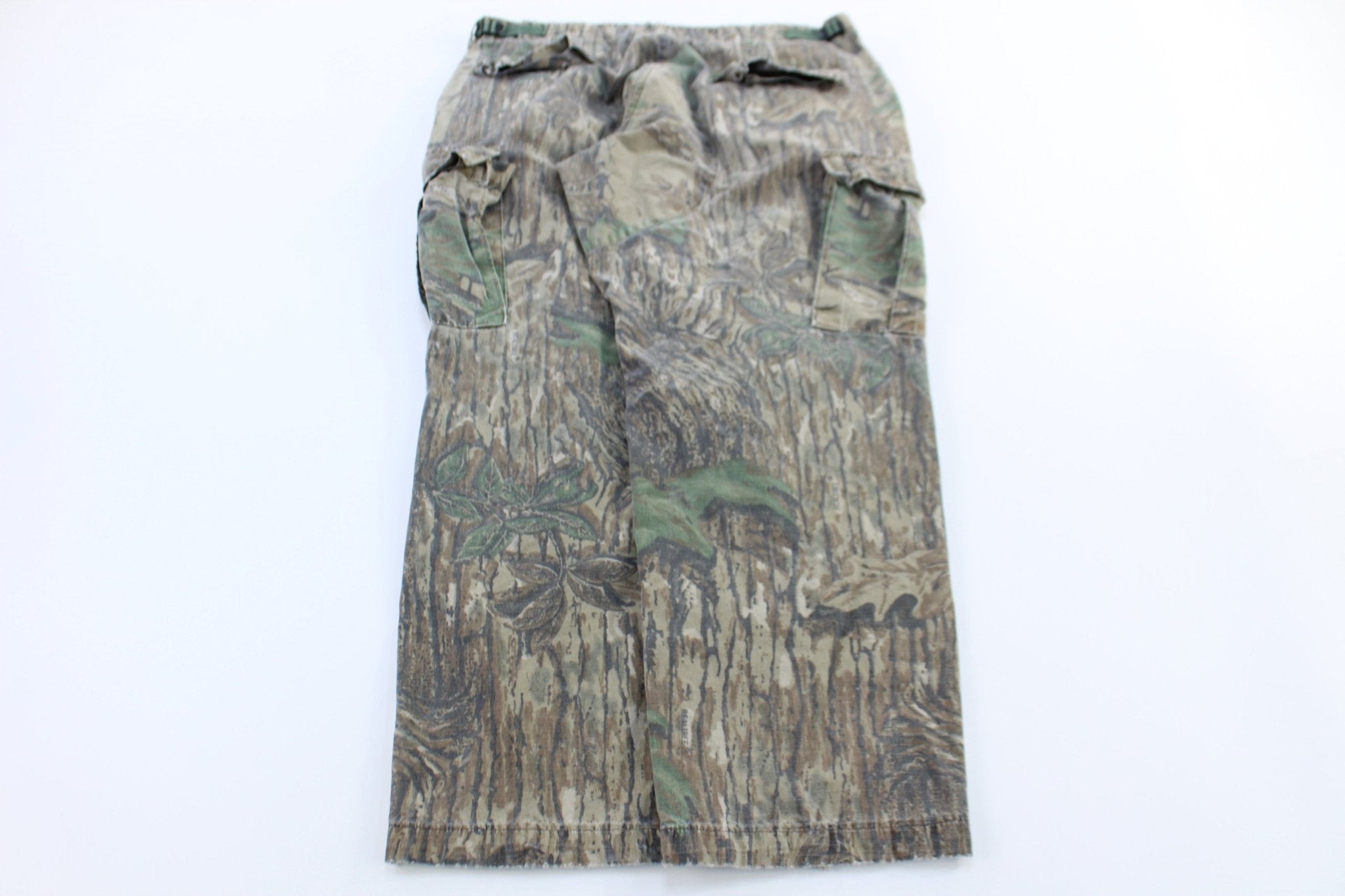 Camco Real Tree Camo Cargo Pants - Pants/Shorts - Thrifted Threads