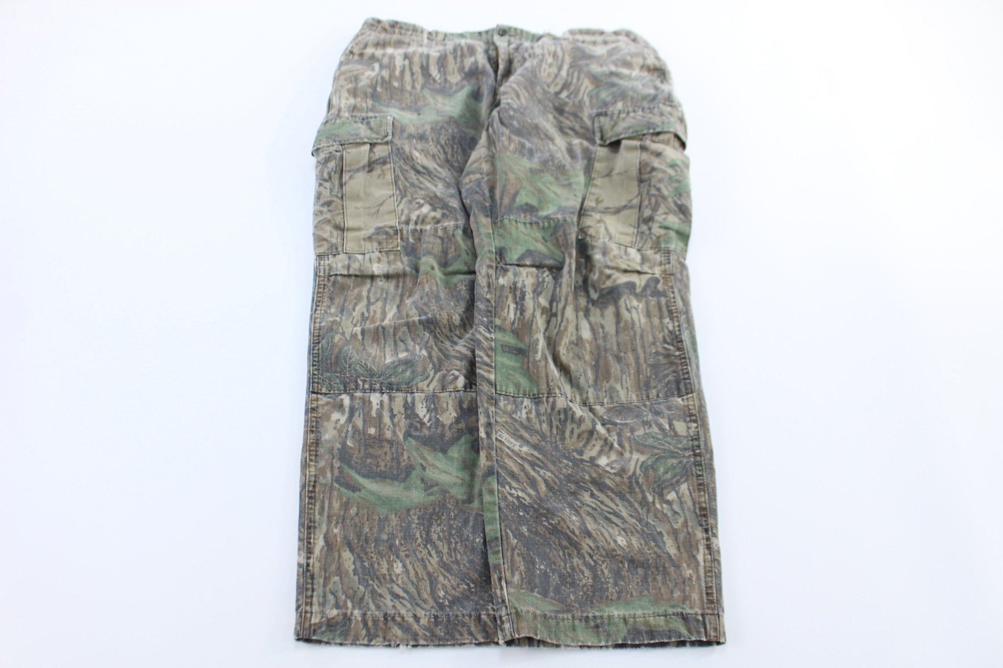 Camco Real Tree Camo Cargo Pants - Pants/Shorts - Thrifted Threads