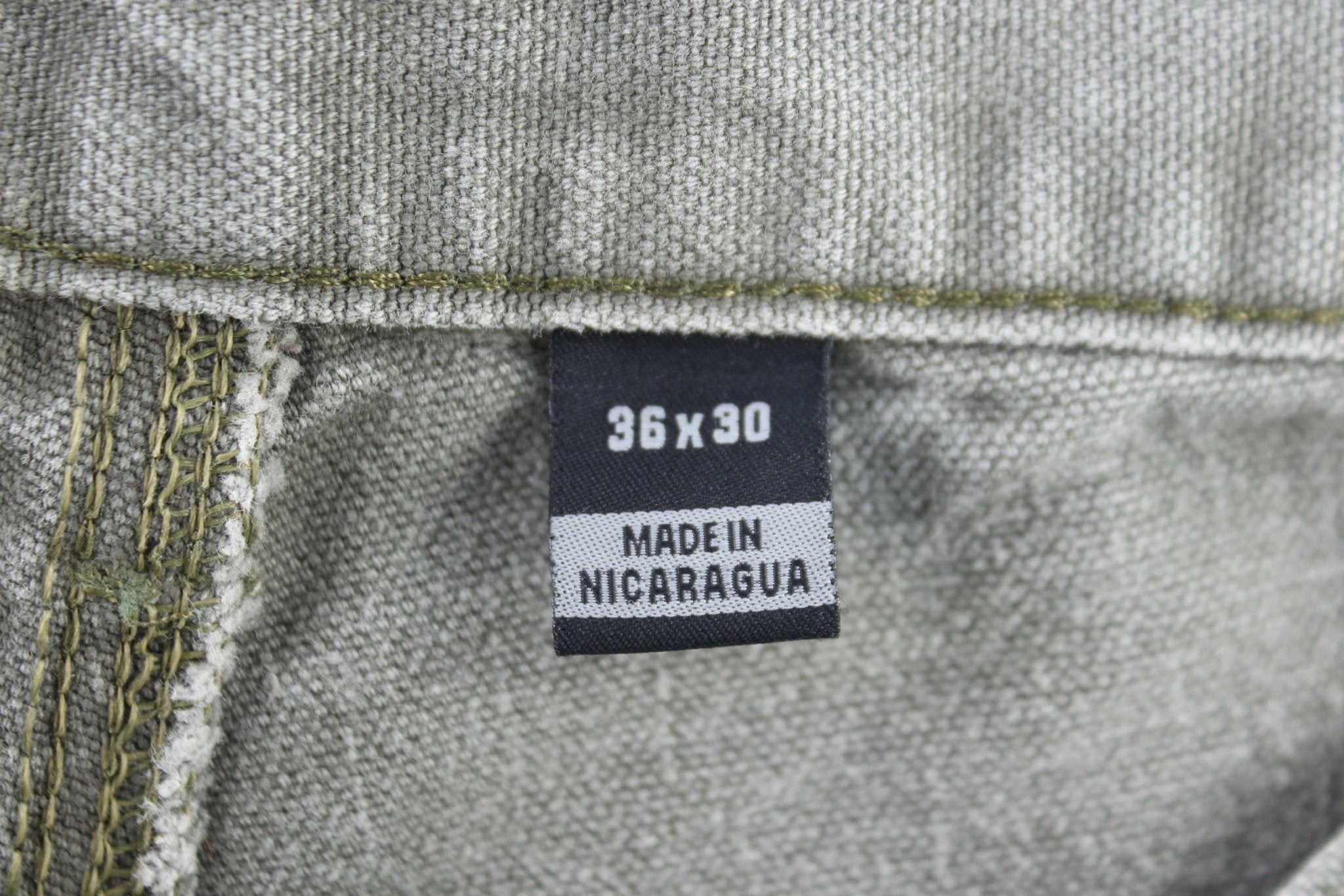 Carhartt Logo Patch Green Pants - ThriftedThreads.com