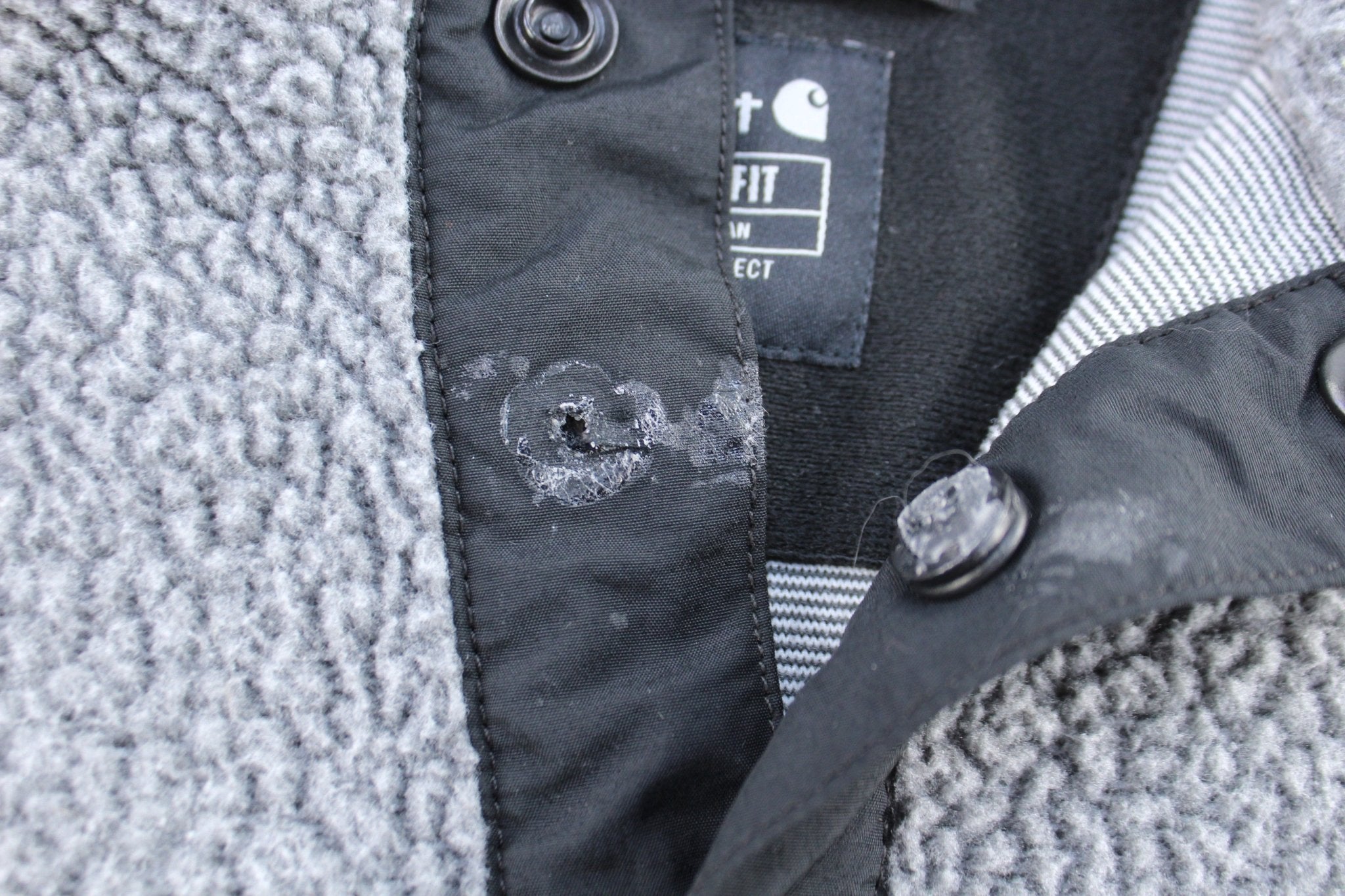 Carhartt Logo Patch Grey Relaxed Fit Fleece Pullover - ThriftedThreads.com