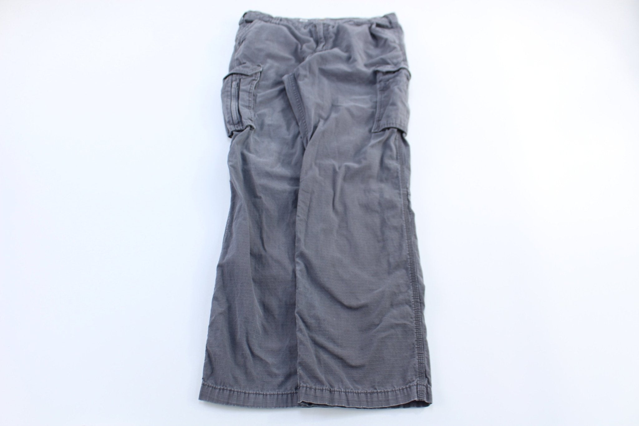 Carhartt Logo Patch Grey Relaxed Fit Pants - ThriftedThreads.com