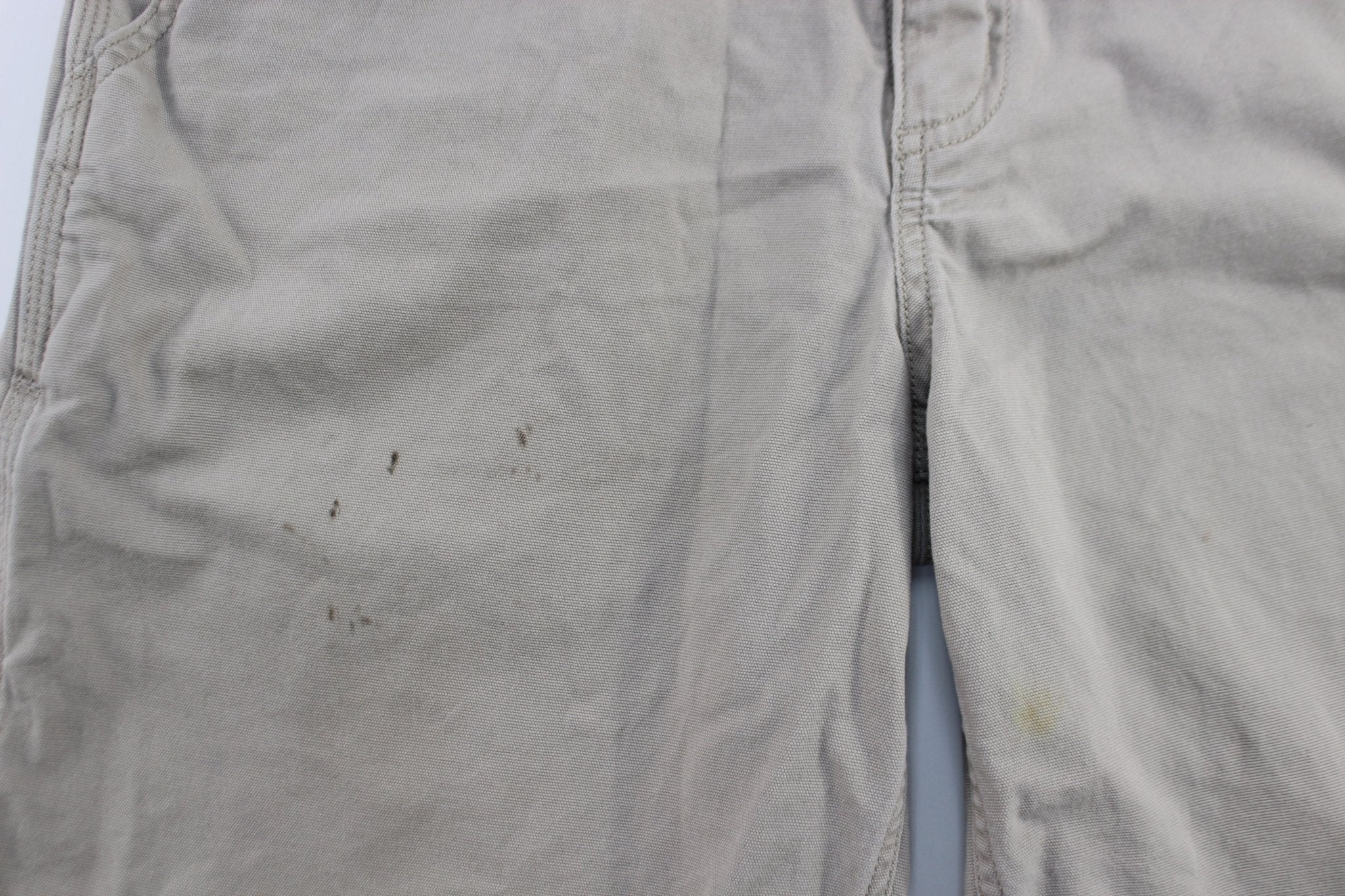 Carhartt Logo Patch Light Khaki Relaxed Fit Shorts - Pants/Shorts - Thrifted Threads
