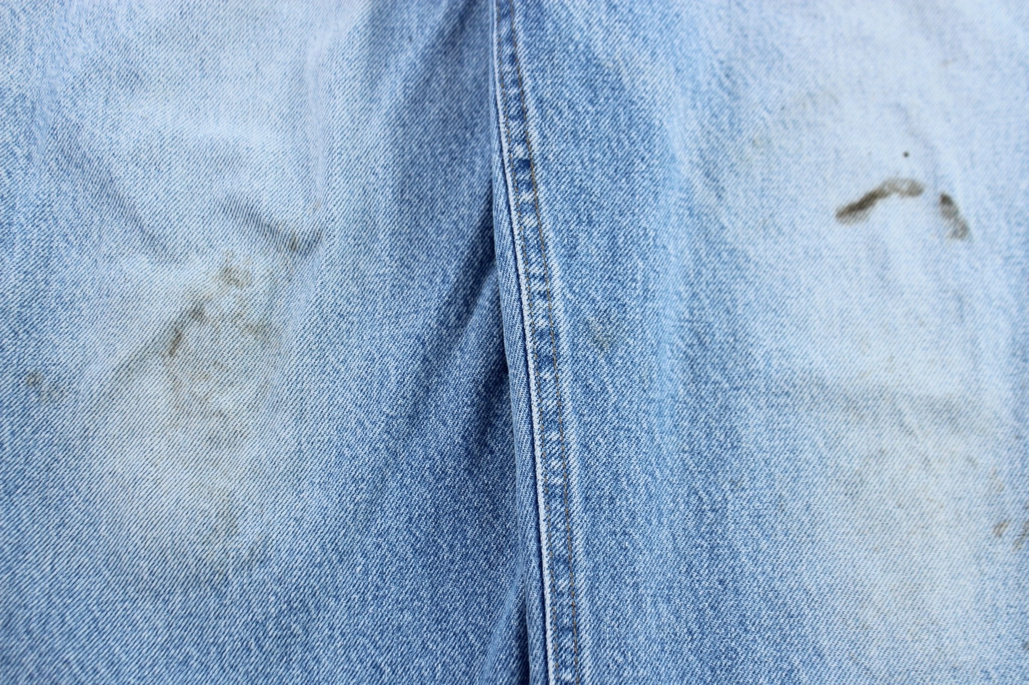 Carhartt Logo Patch Relaxed Fit Denim Jeans - ThriftedThreads.com